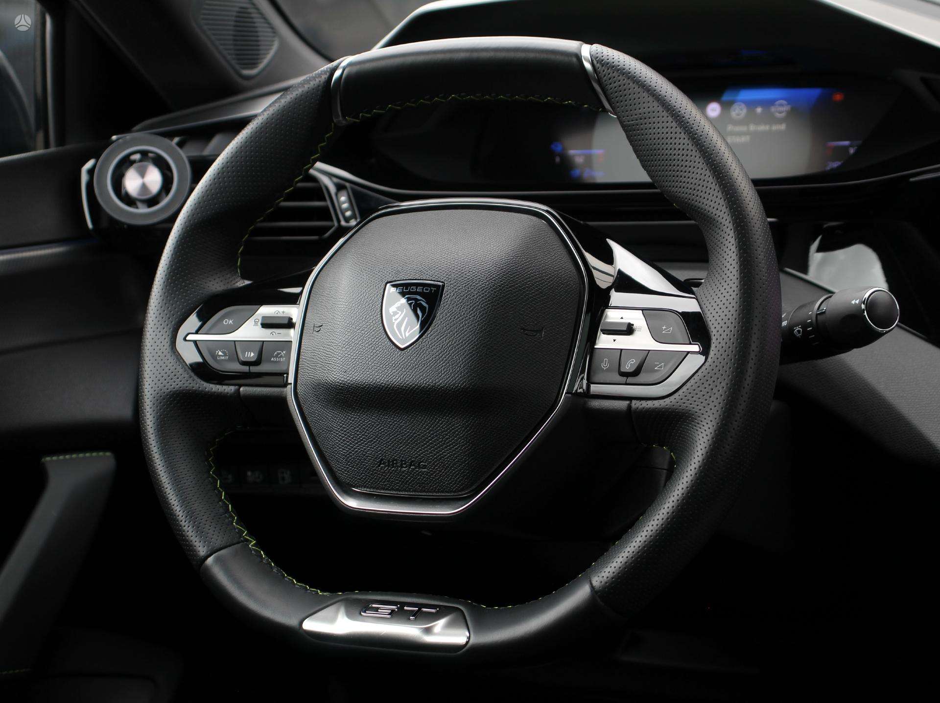 Naudoti Peugeot 408 automobiliai