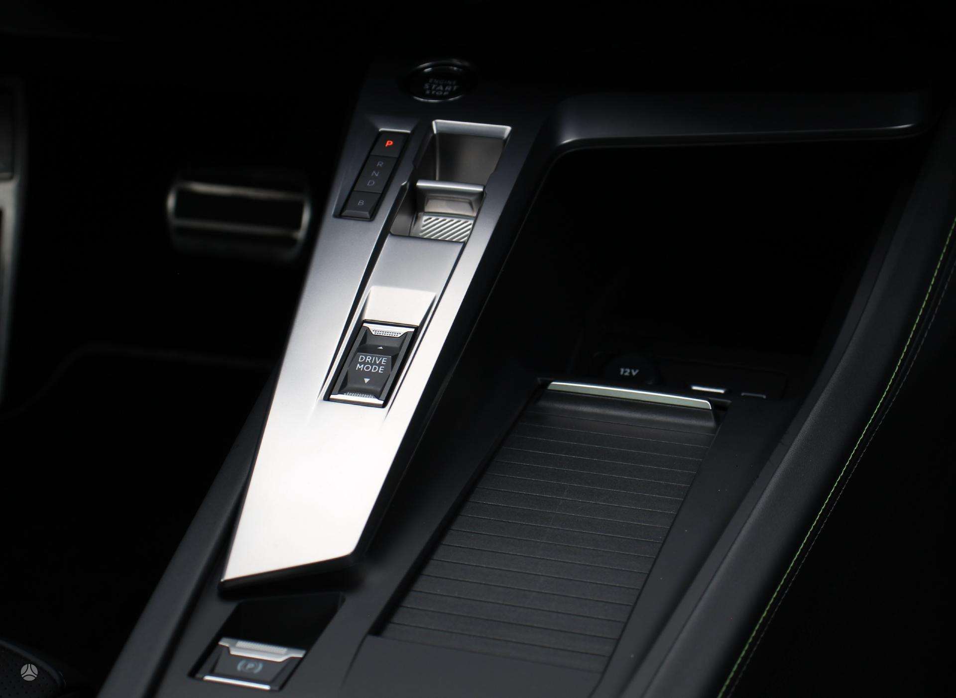 Naudoti Peugeot 408 automobiliai