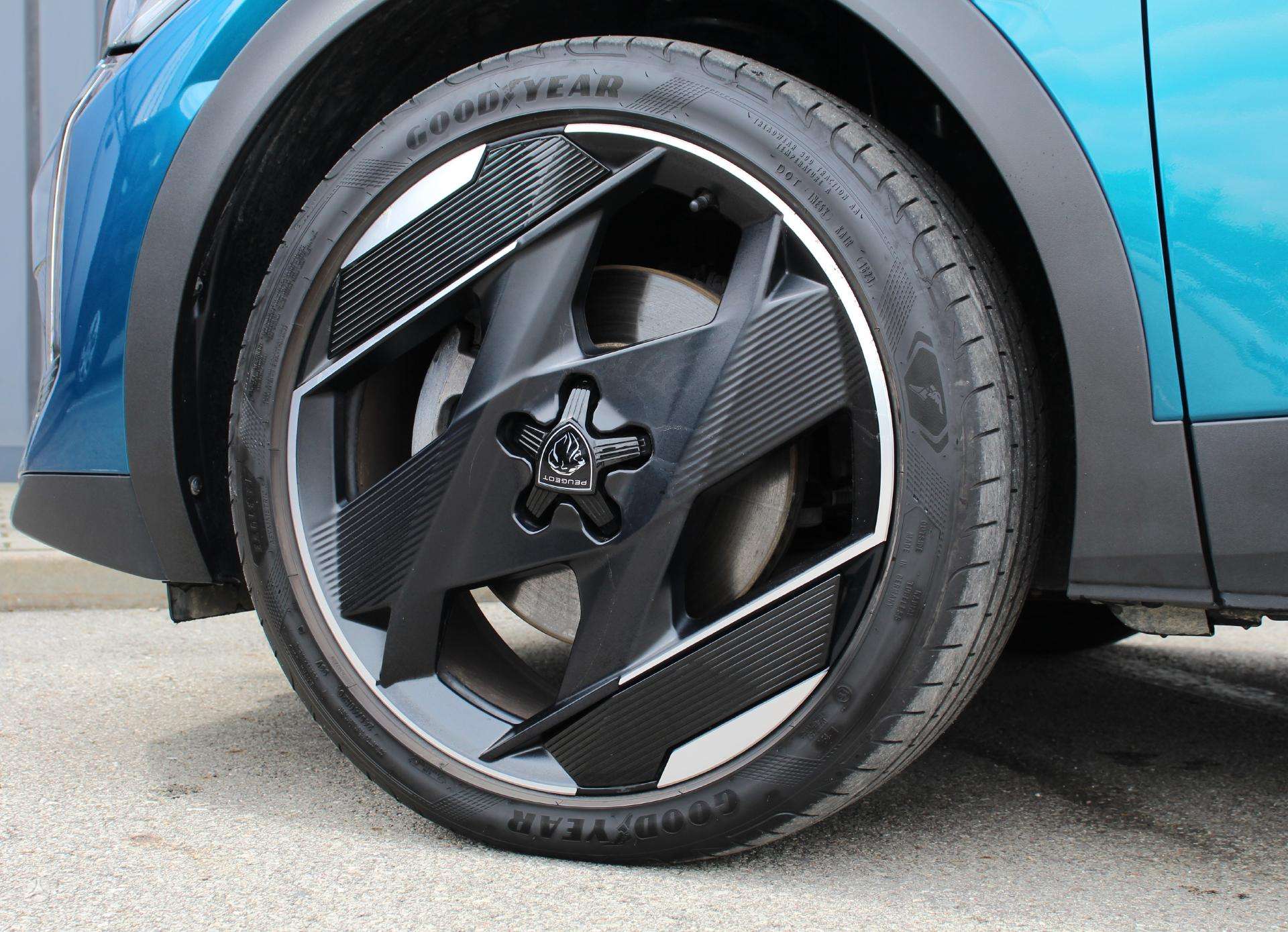 Naudoti Peugeot 408 automobiliai