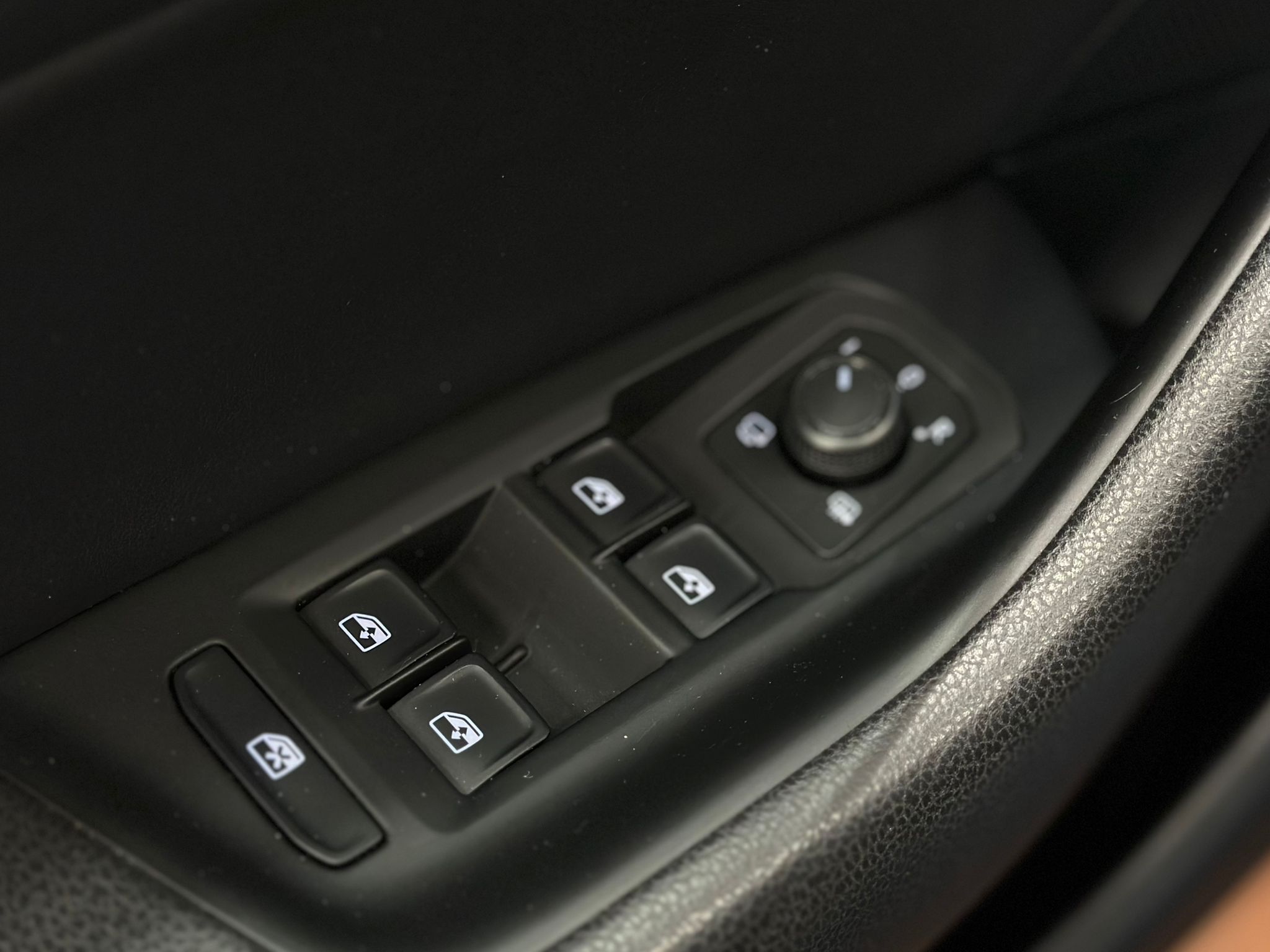 Naudoti Volkswagen Arteon automobiliai