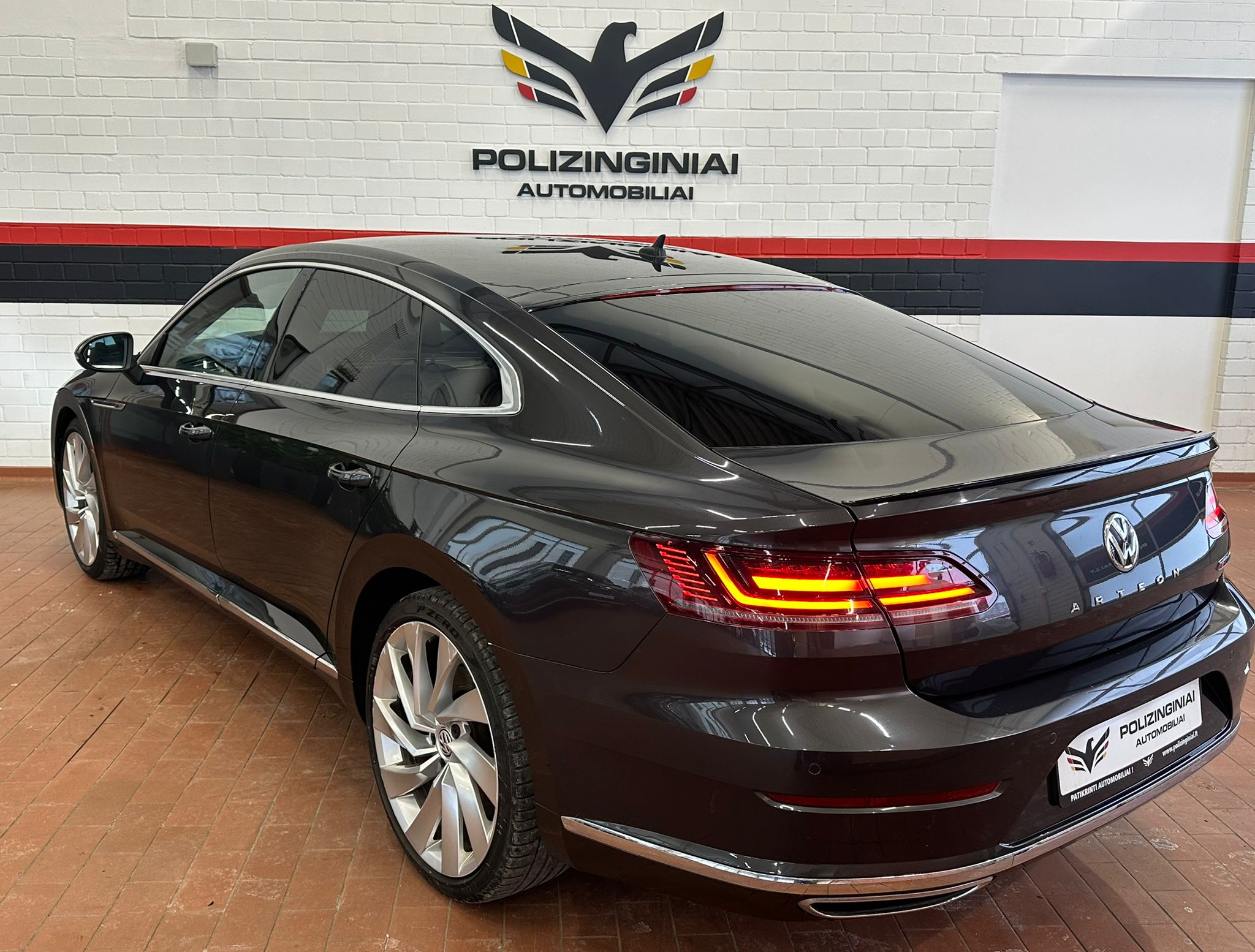 Naudoti Volkswagen Arteon automobiliai