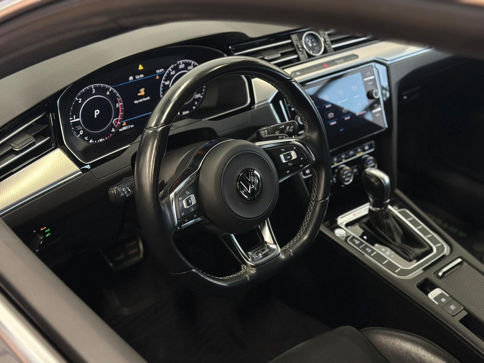 Naudoti Volkswagen Arteon automobiliai