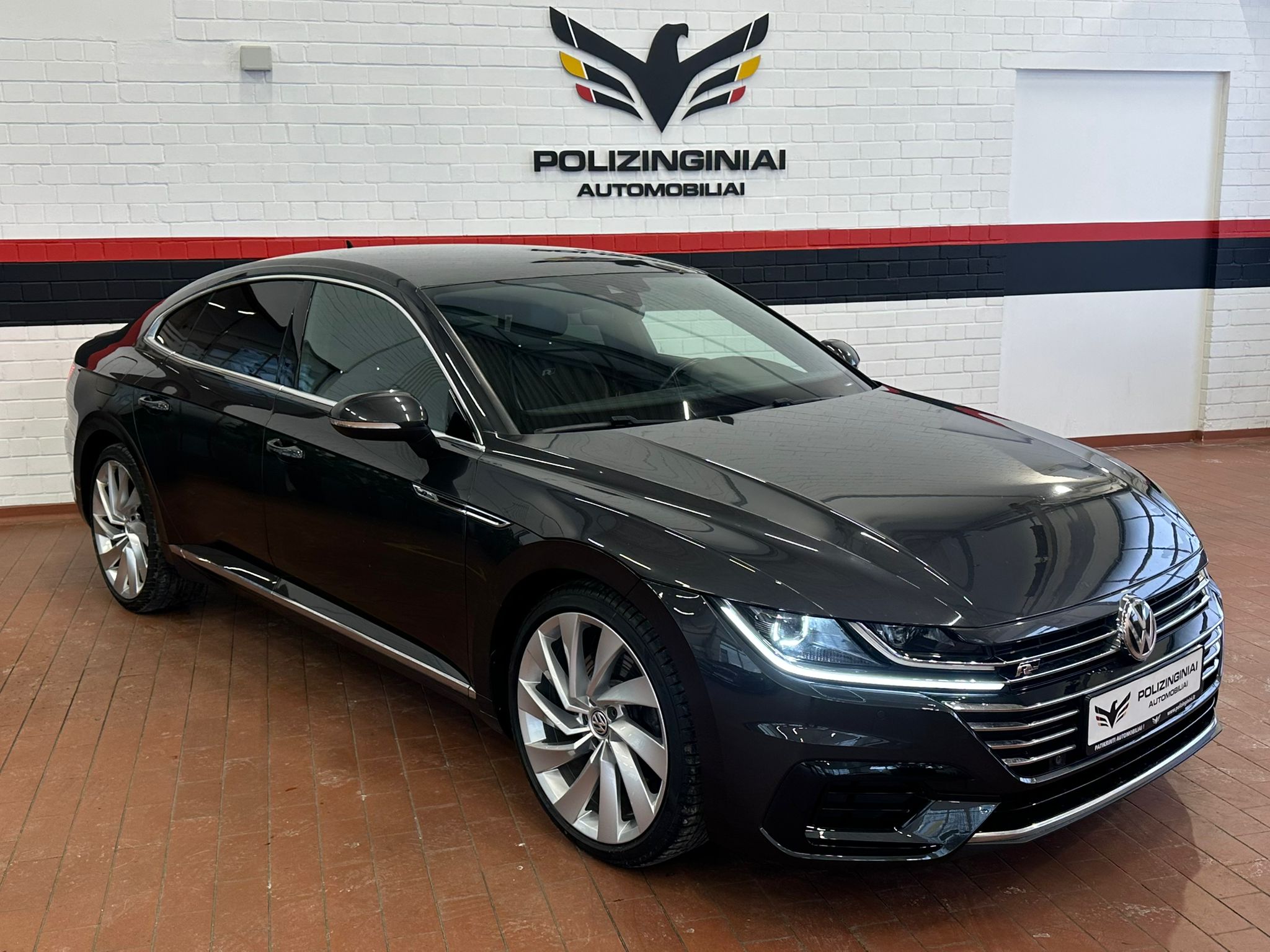 Naudoti Volkswagen Arteon automobiliai