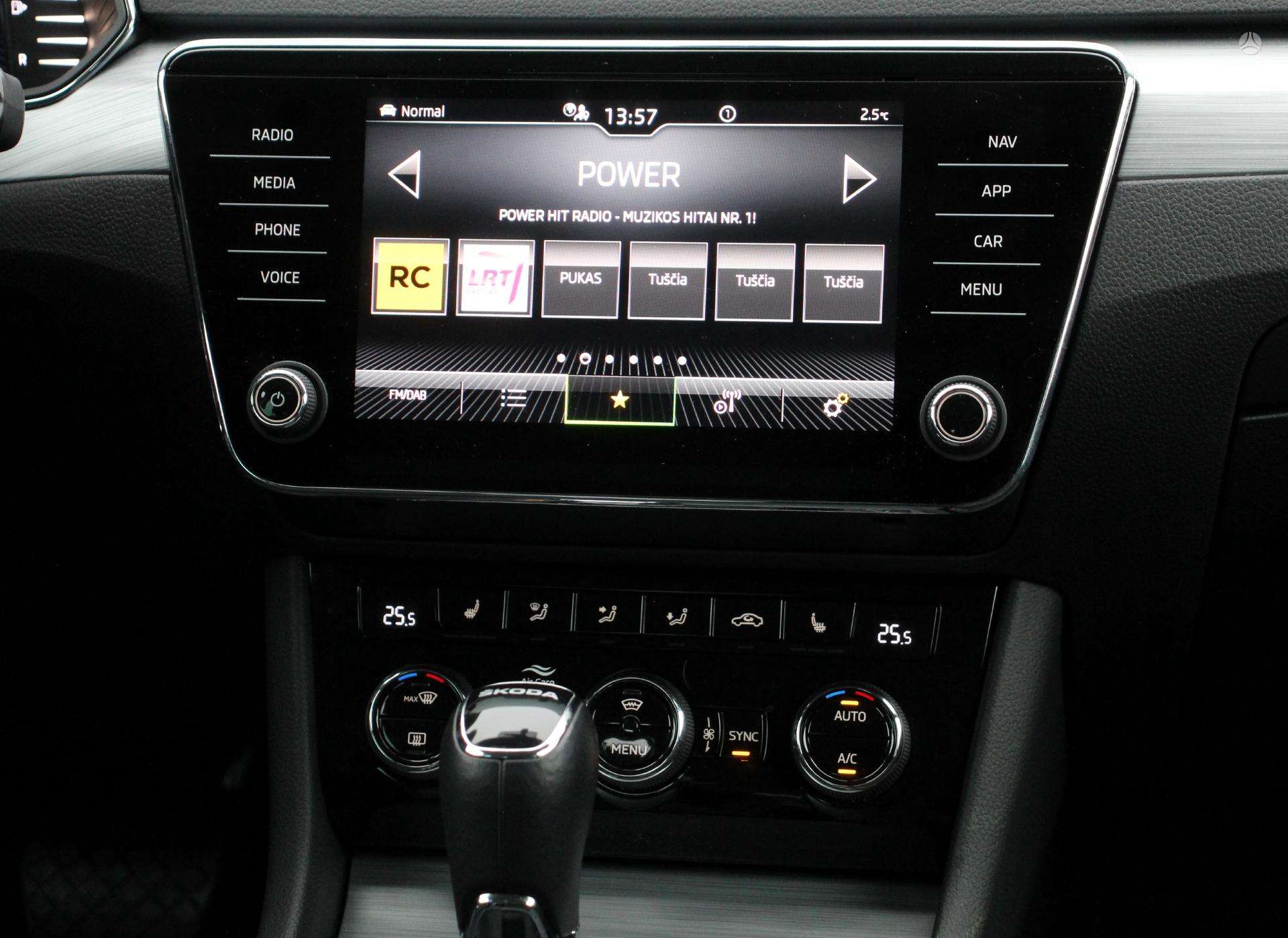 Naudoti Skoda Superb automobiliai