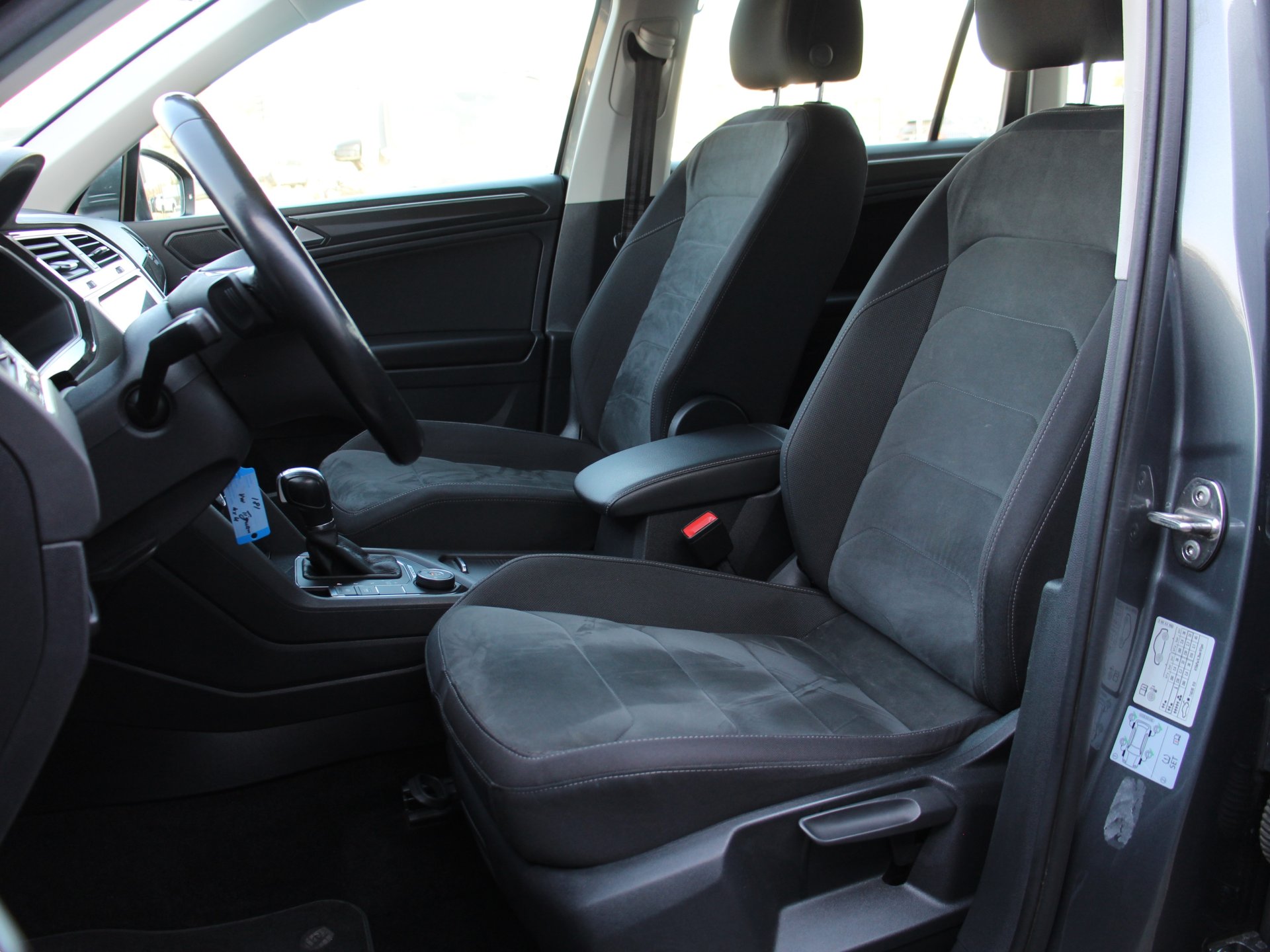 Naudoti Volkswagen Tiguan automobiliai
