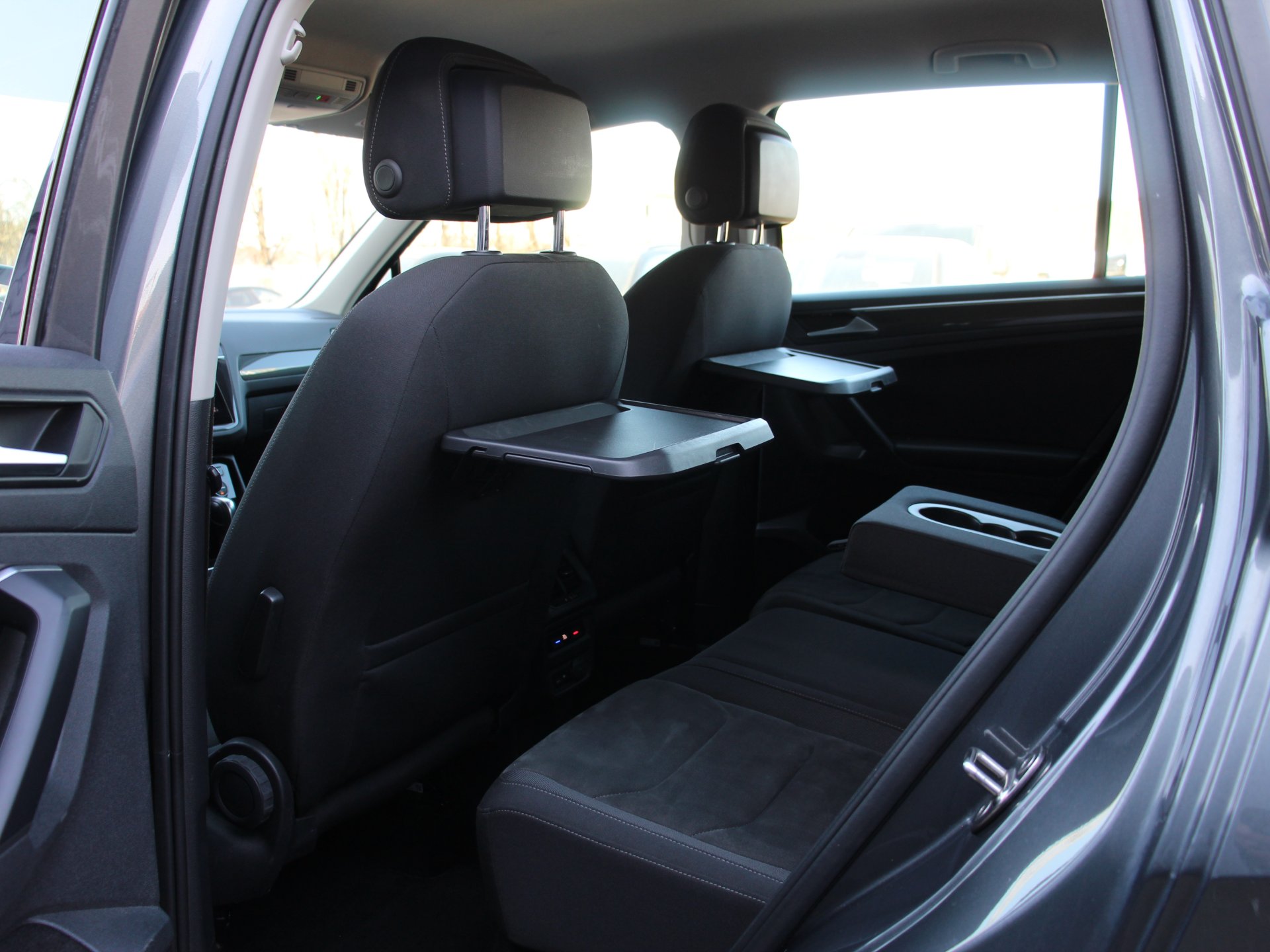 Naudoti Volkswagen Tiguan automobiliai