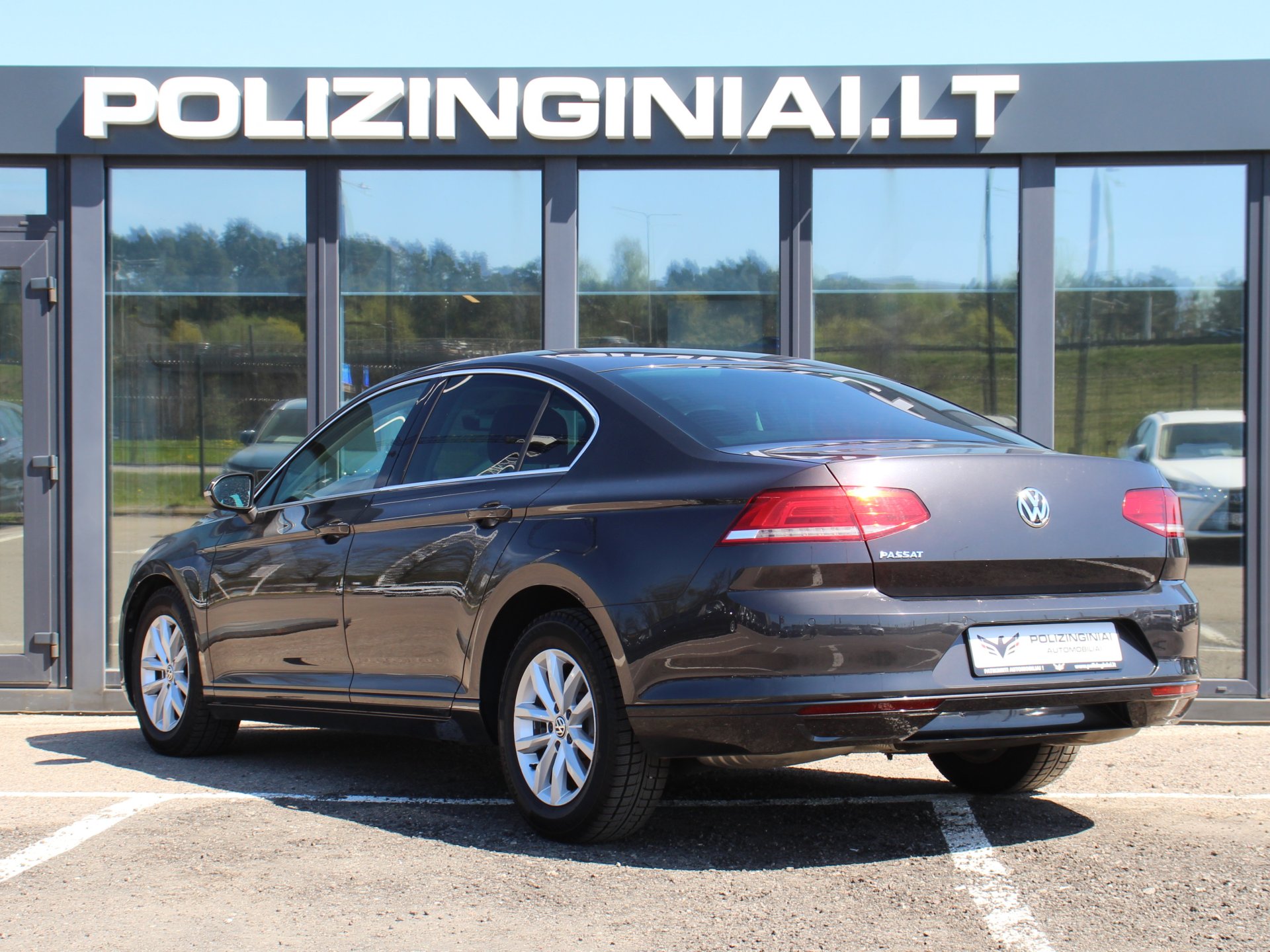 Naudoti Volkswagen Passat automobiliai