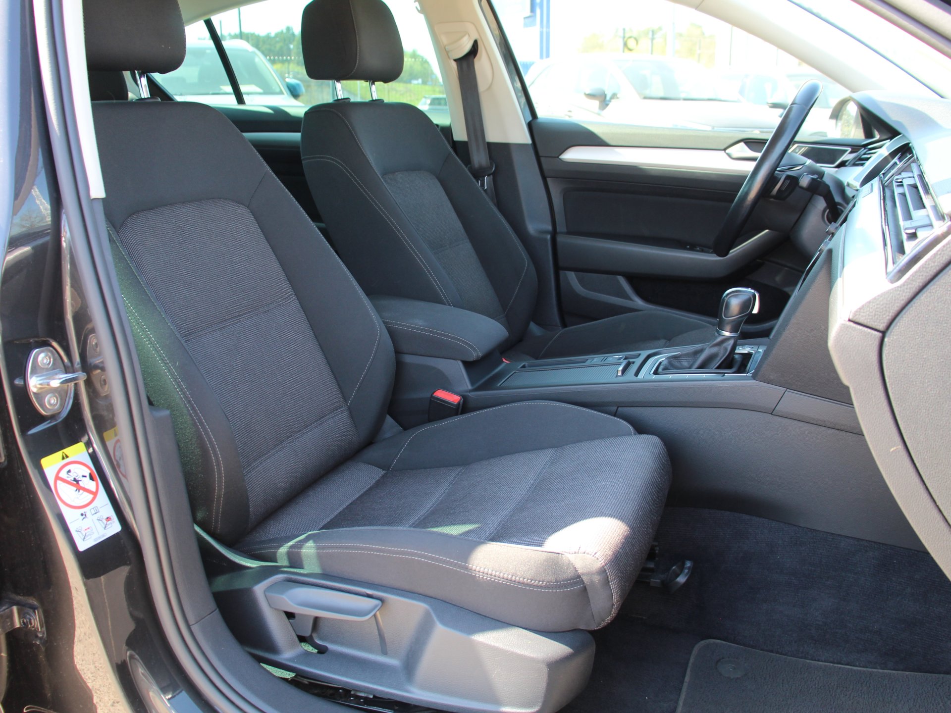 Naudoti Volkswagen Passat automobiliai