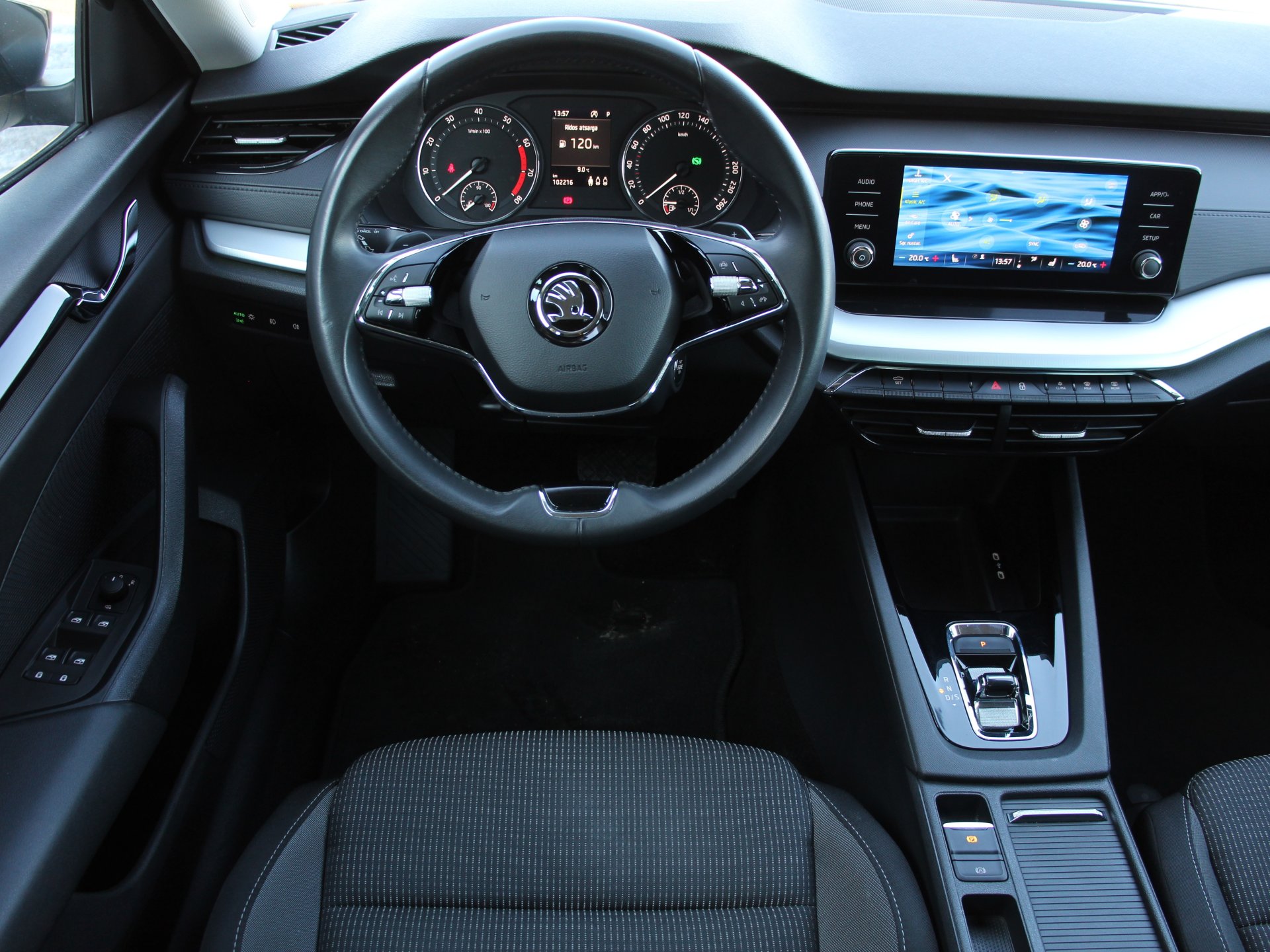Naudoti Skoda Octavia automobiliai