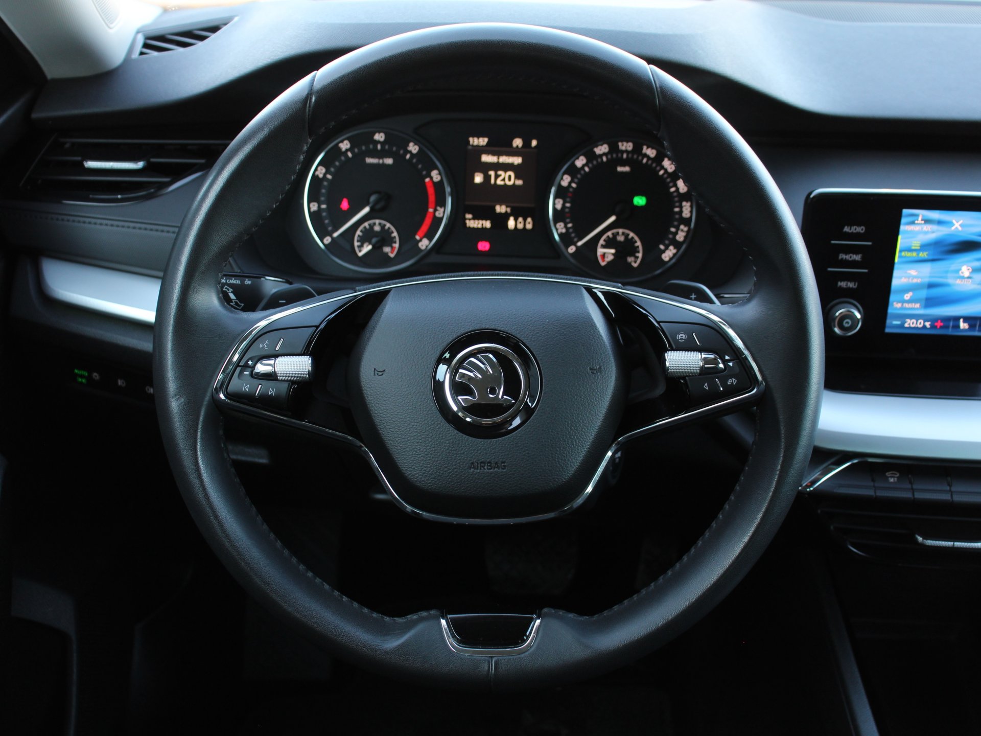 Naudoti Skoda Octavia automobiliai