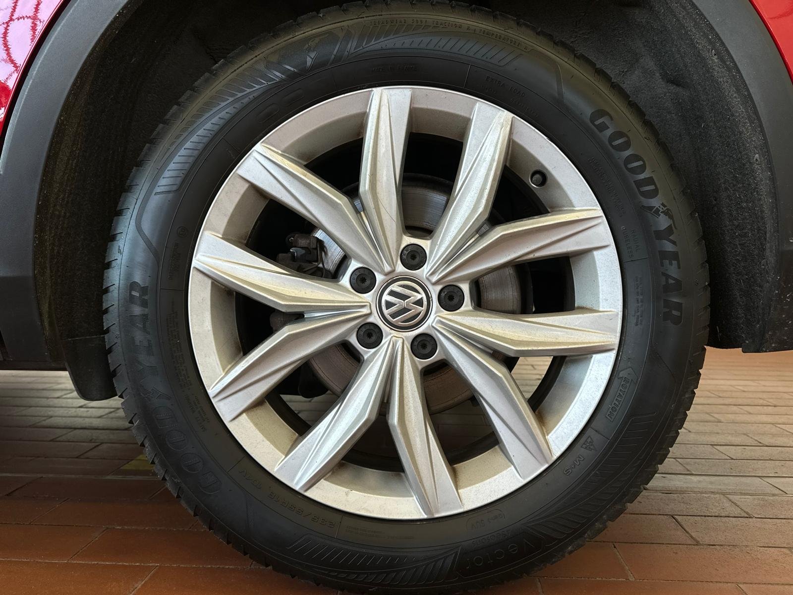 Naudoti Volkswagen Tiguan automobiliai