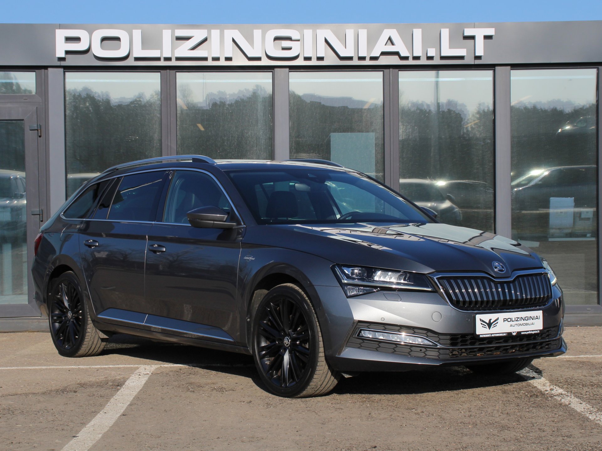 Naudoti Skoda Superb automobiliai