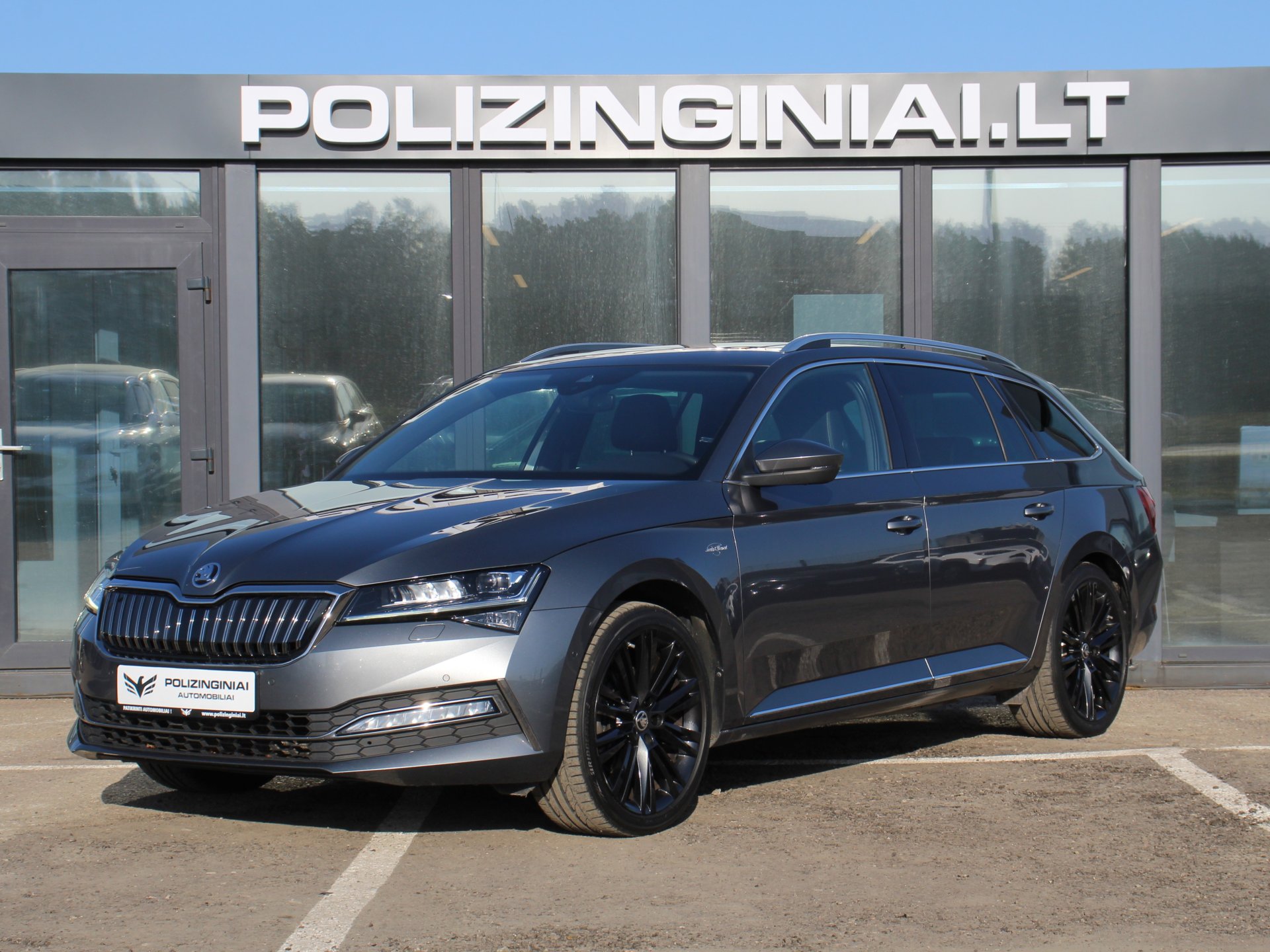 Naudoti Skoda Superb automobiliai