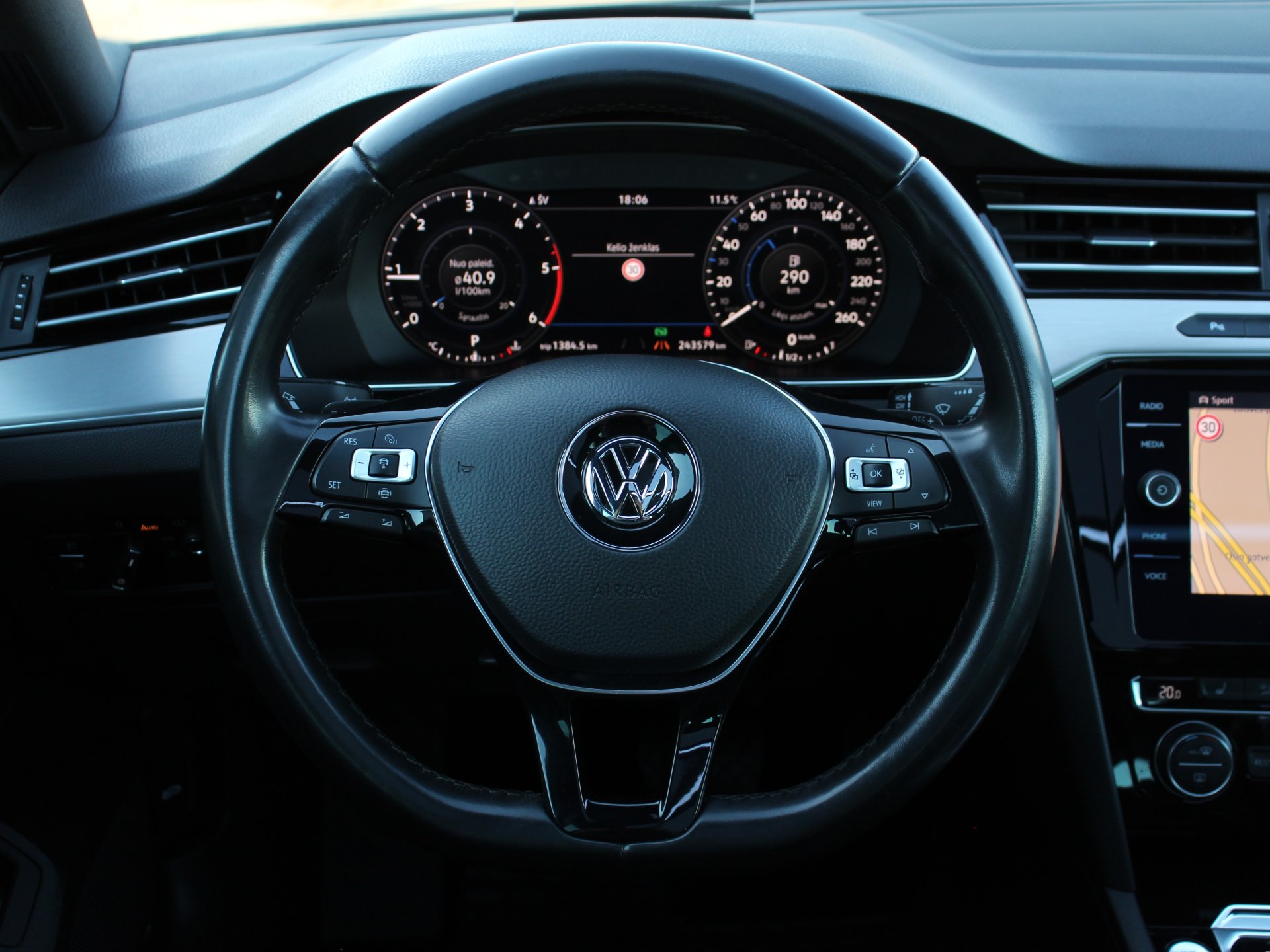 Naudoti Volkswagen Passat automobiliai
