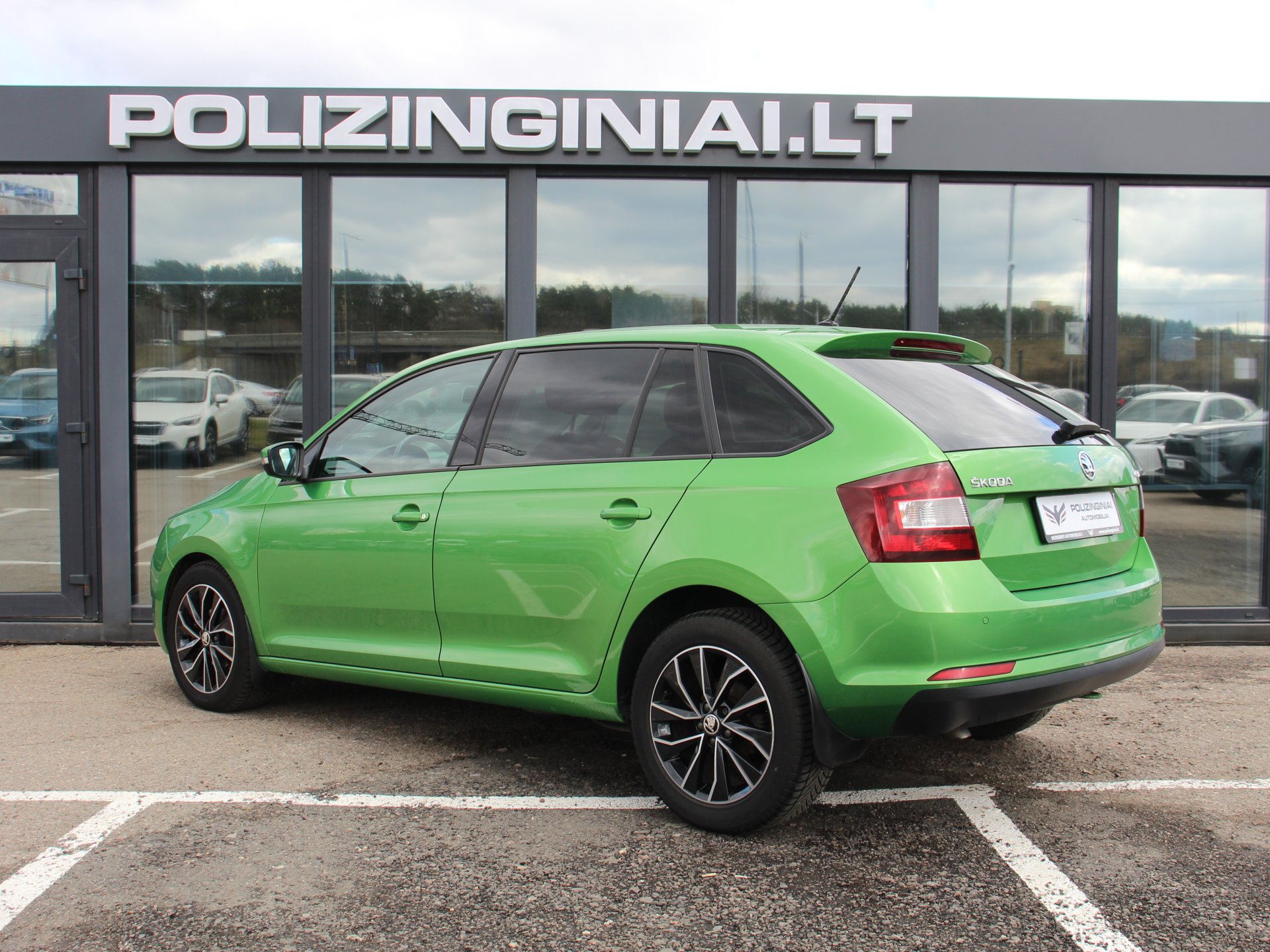 Naudoti Skoda Rapid automobiliai