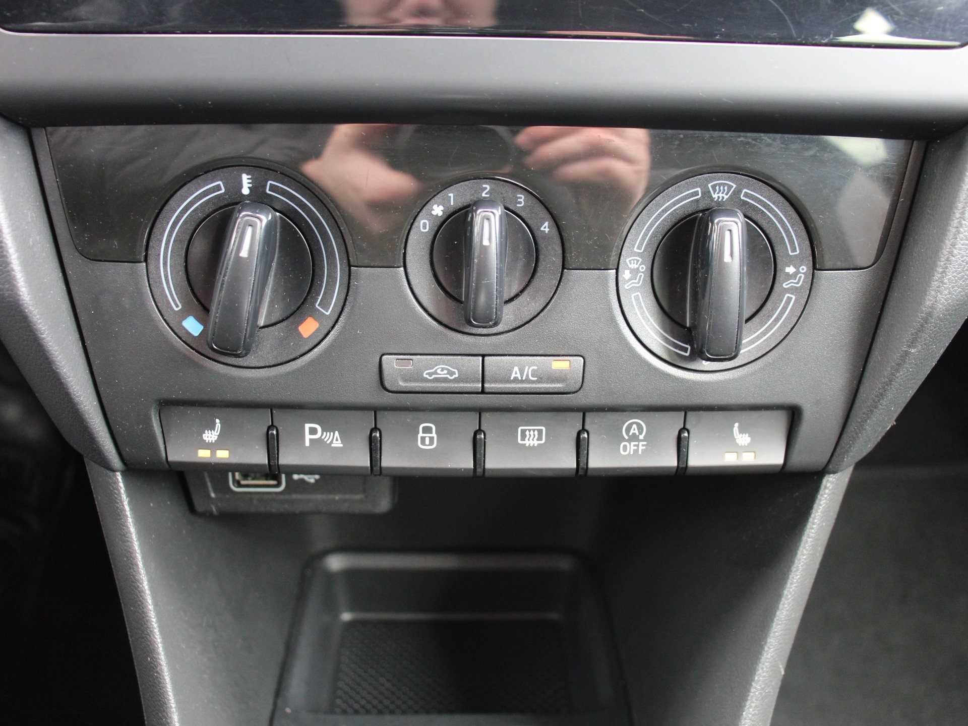 Naudoti Skoda Rapid automobiliai