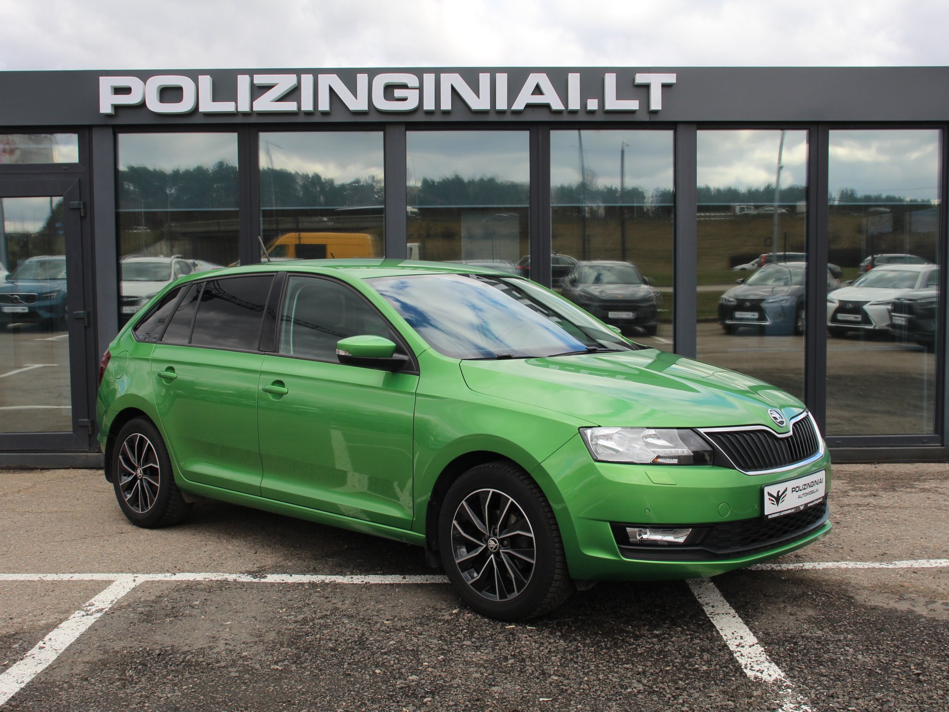 Naudoti Skoda Rapid automobiliai