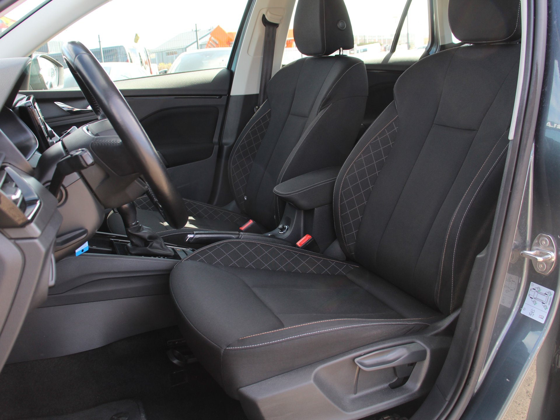 Naudoti Skoda Kamiq automobiliai