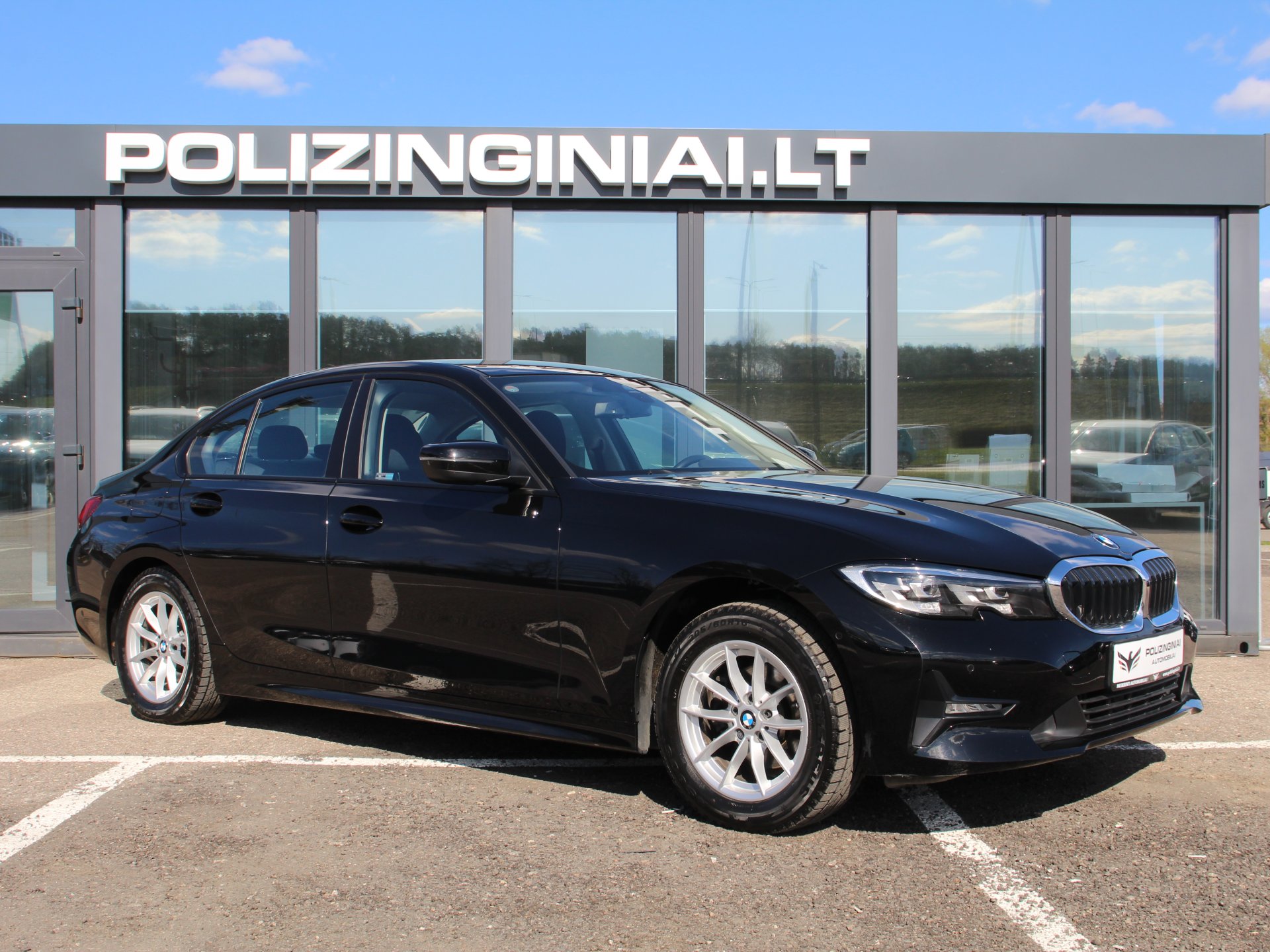Naudoti BMW 318 automobiliai