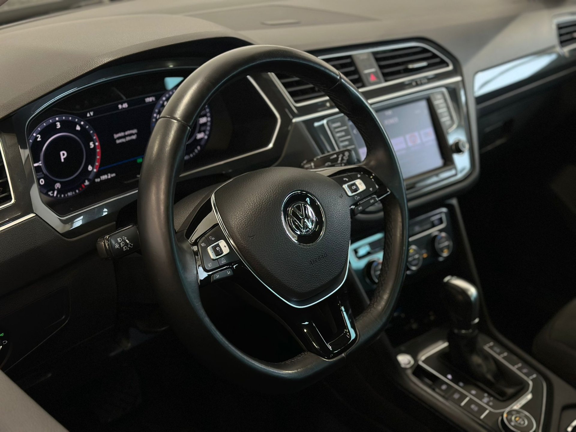 Naudoti Volkswagen Tiguan automobiliai
