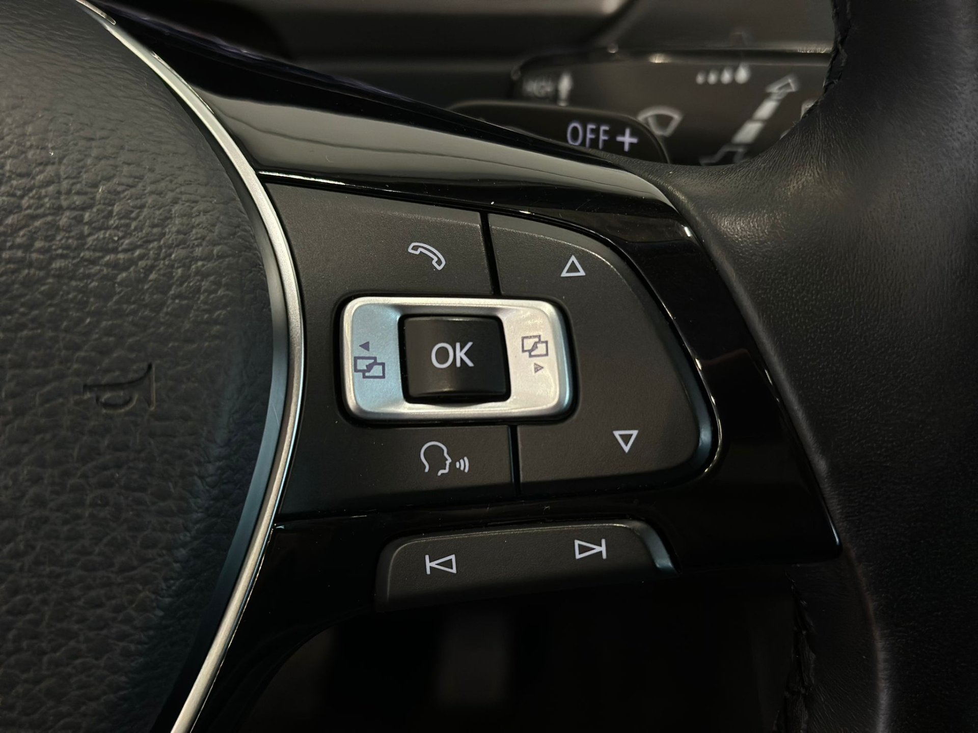Naudoti Volkswagen Tiguan automobiliai