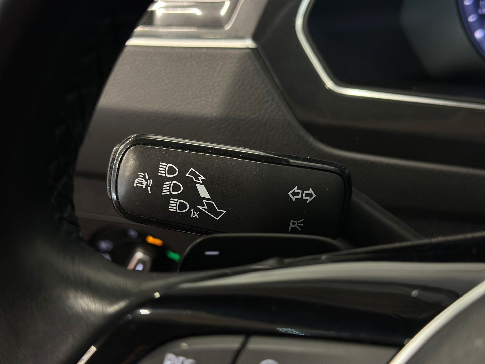 Naudoti Volkswagen Tiguan automobiliai