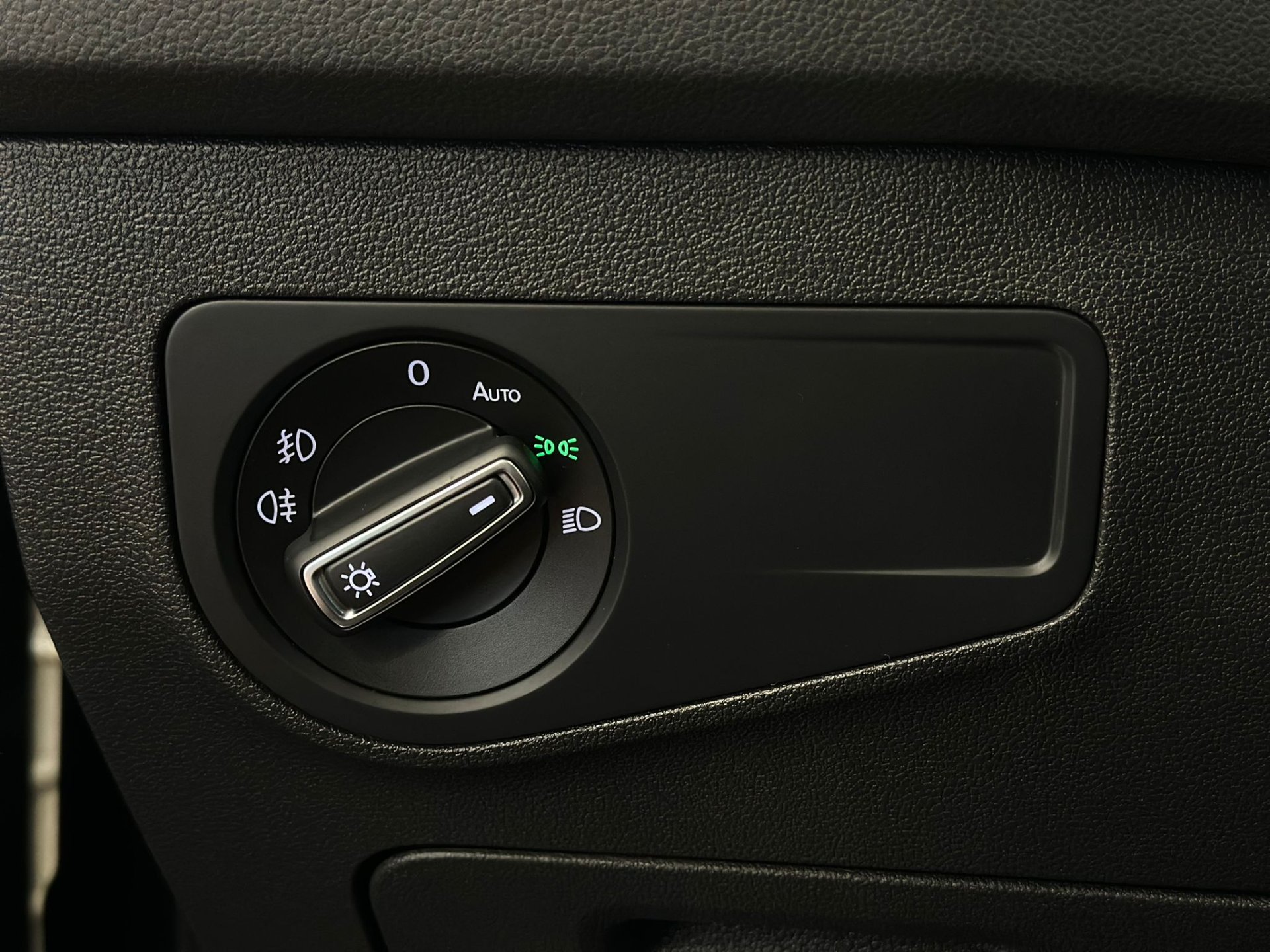Naudoti Volkswagen Tiguan automobiliai