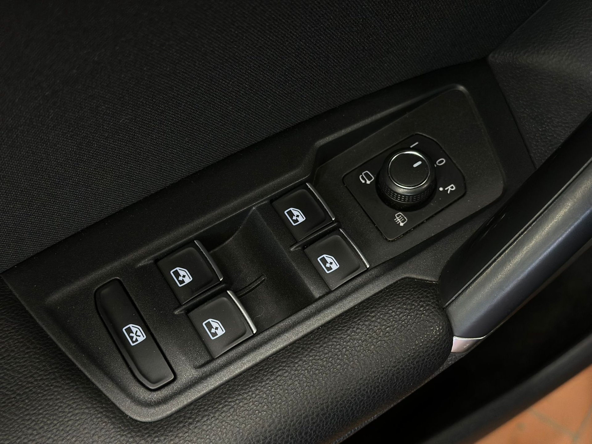 Naudoti Volkswagen Tiguan automobiliai