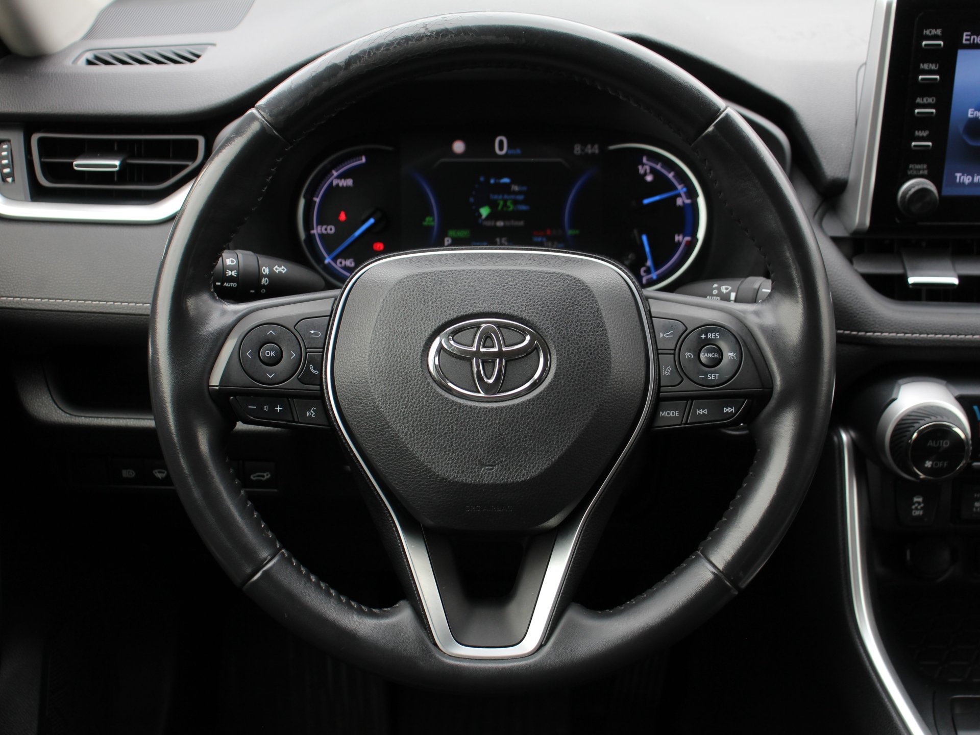 Naudoti Toyota RAV4 automobiliai