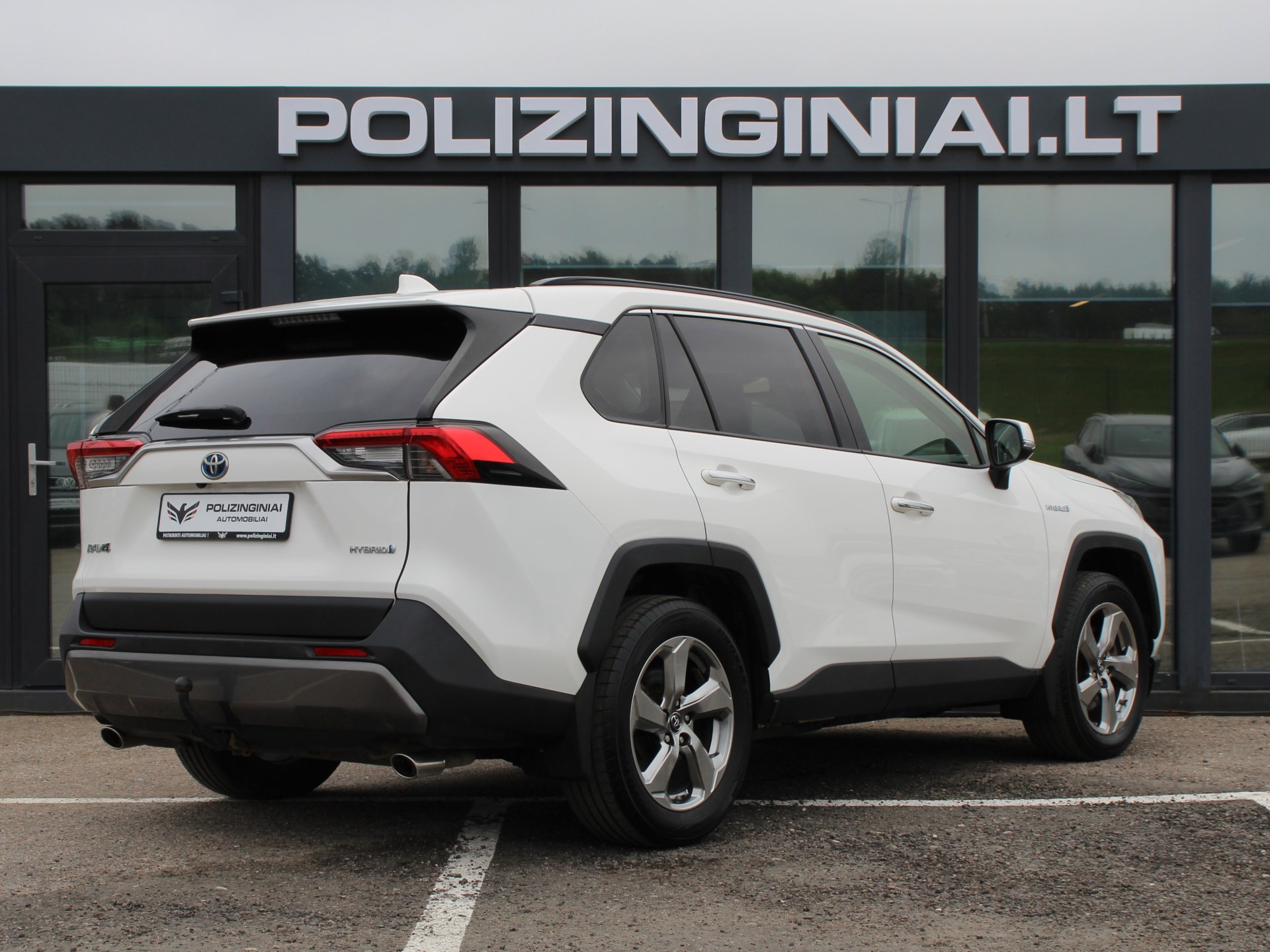 Naudoti Toyota RAV4 automobiliai
