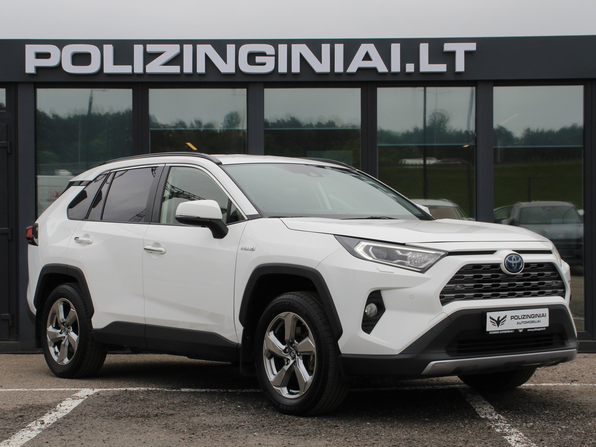 Naudoti Toyota RAV4 automobiliai