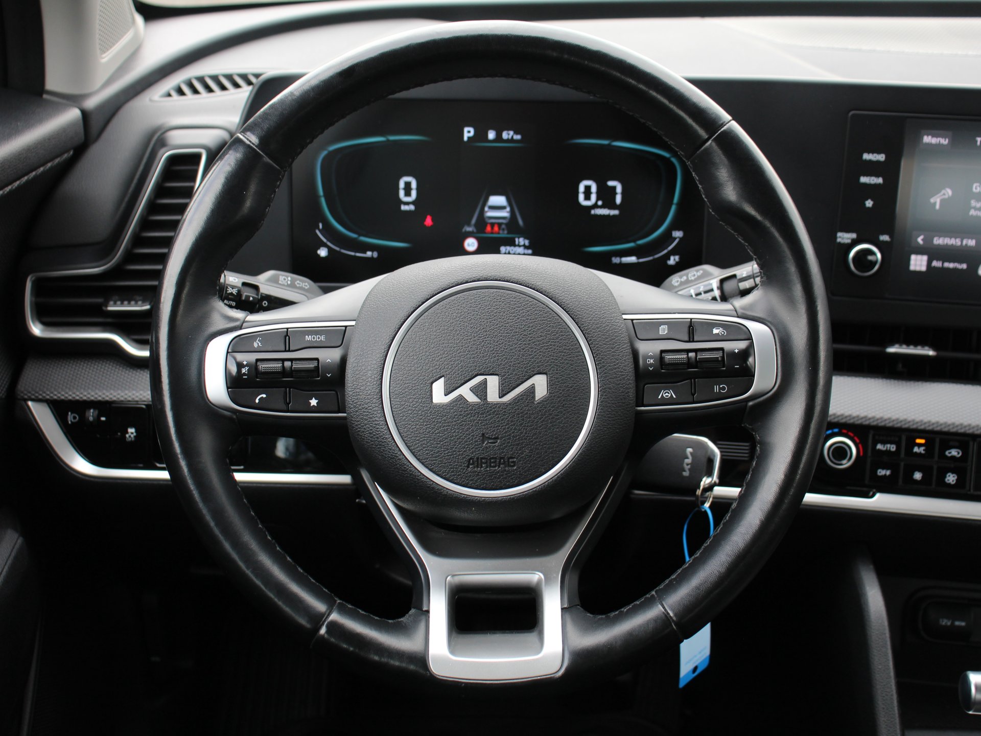 Naudoti Kia Sportage automobiliai