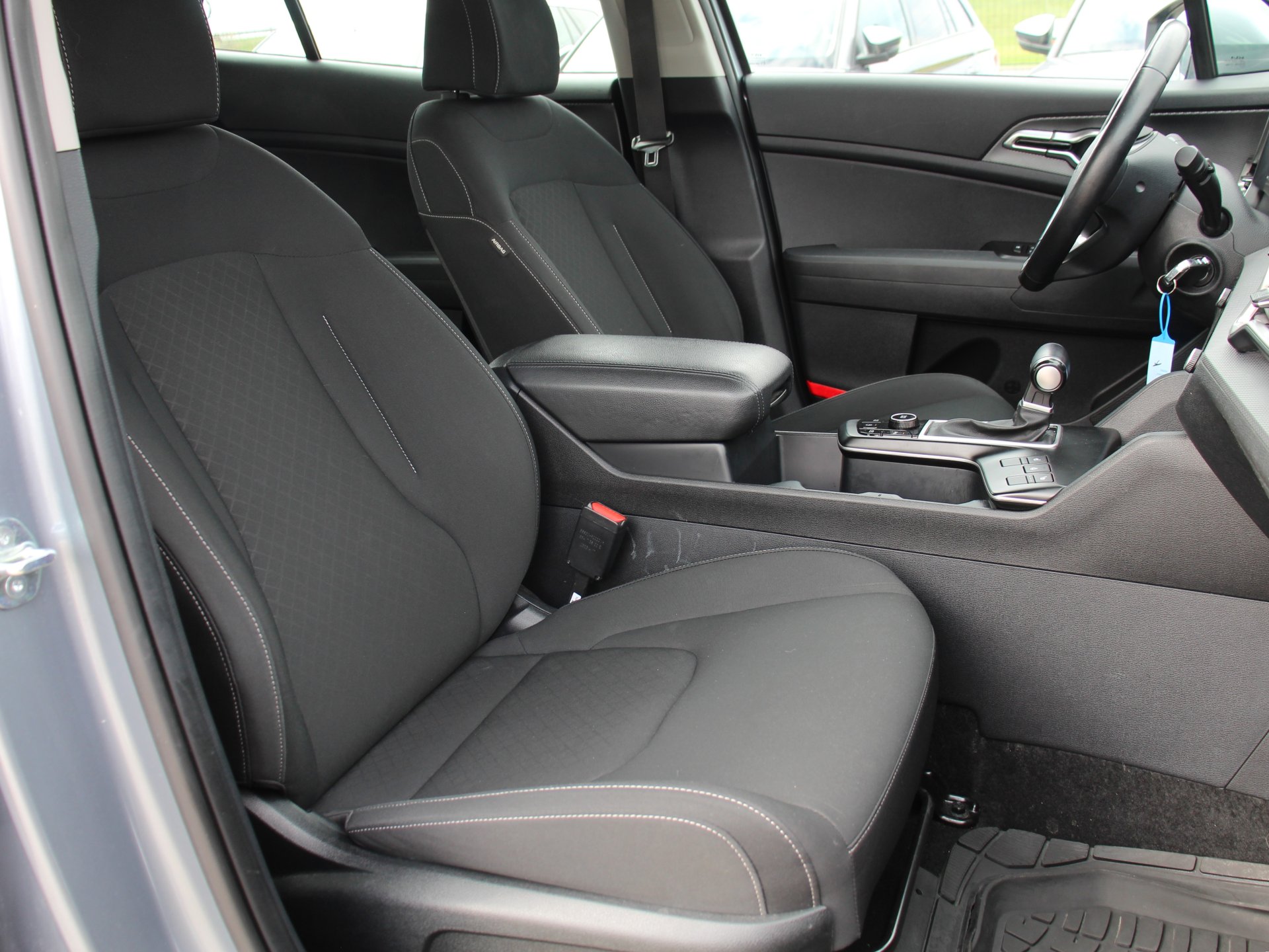 Naudoti Kia Sportage automobiliai