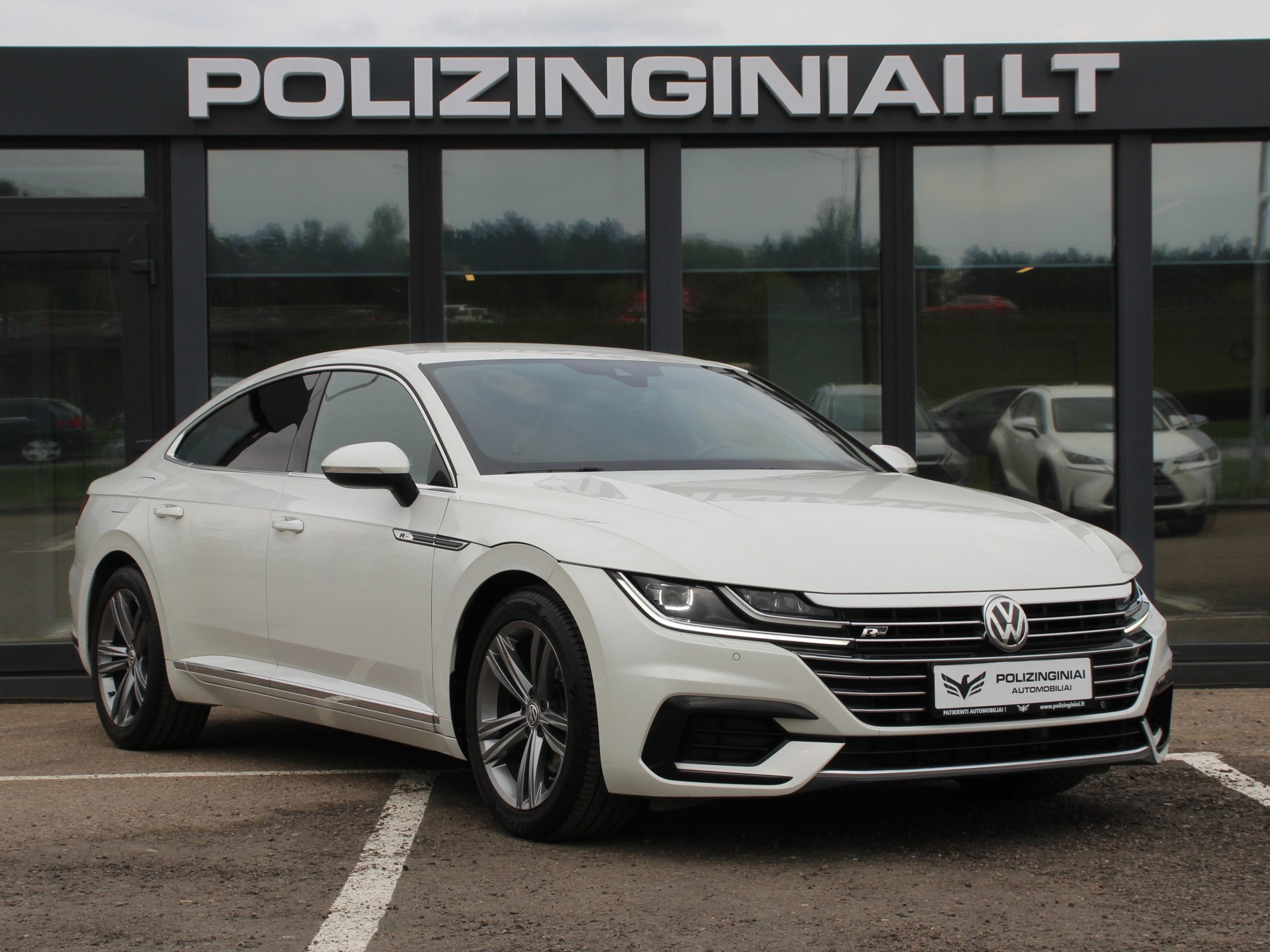 Naudoti Volkswagen Arteon automobiliai