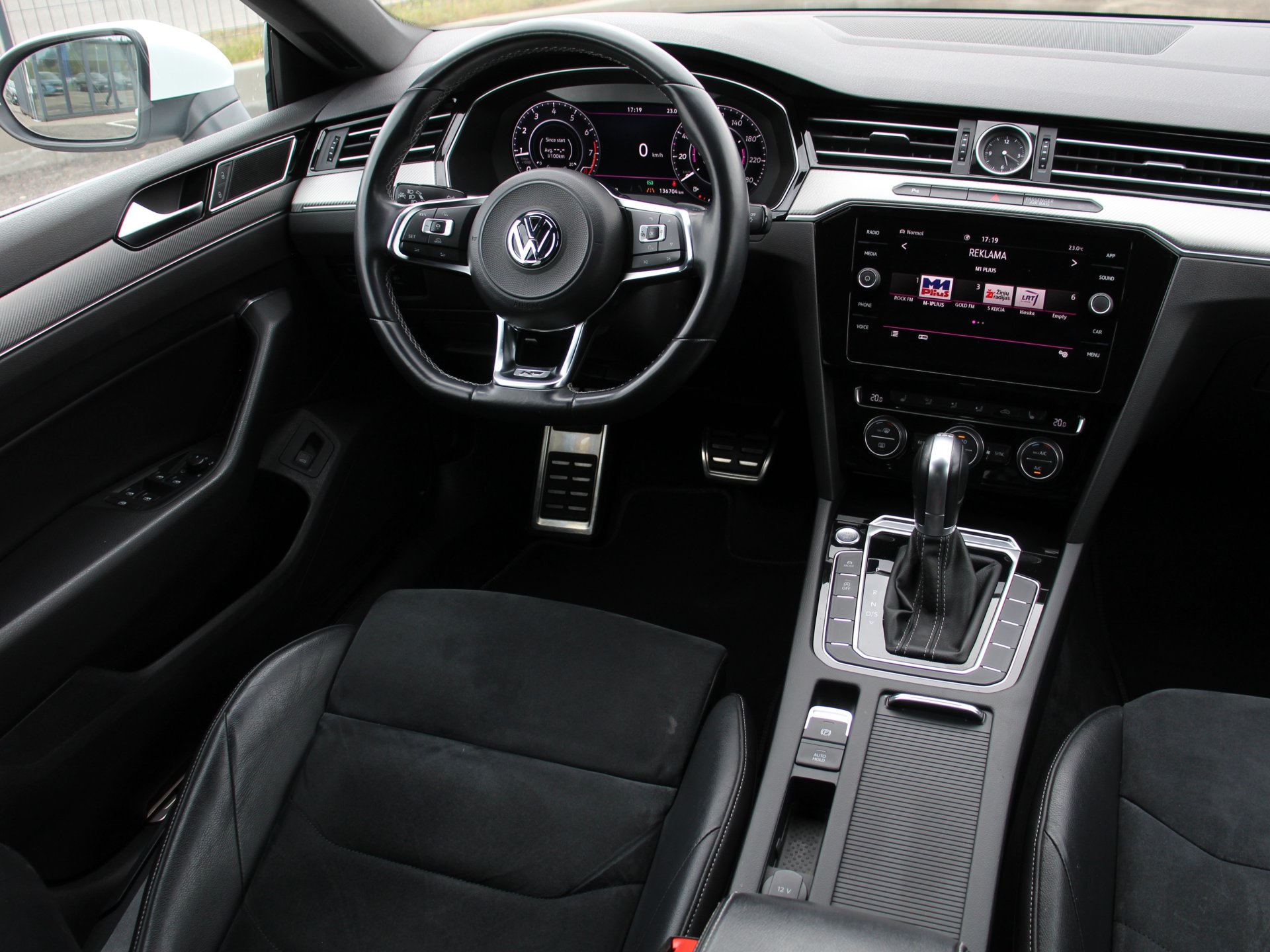 Naudoti Volkswagen Arteon automobiliai