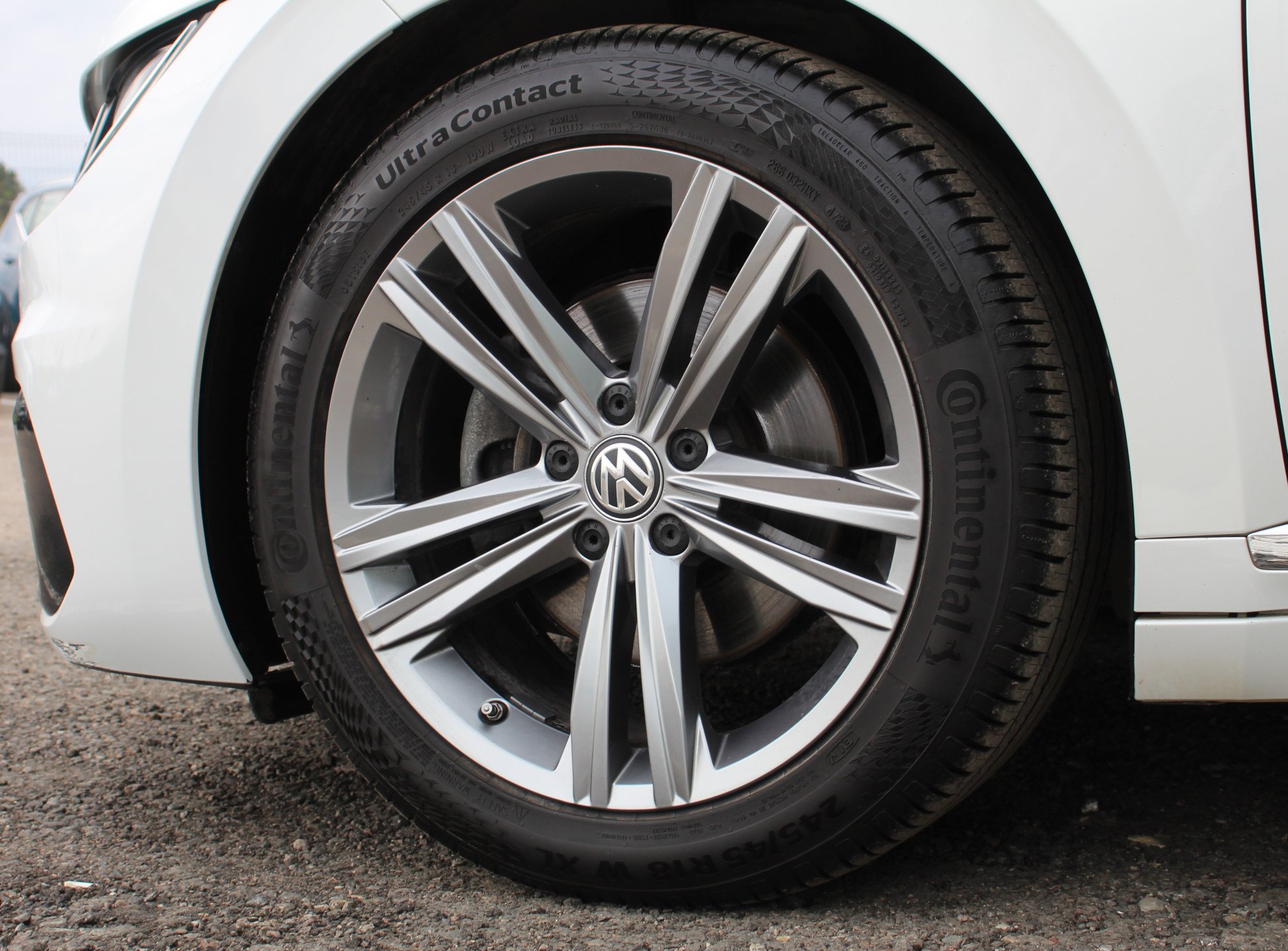 Naudoti Volkswagen Arteon automobiliai