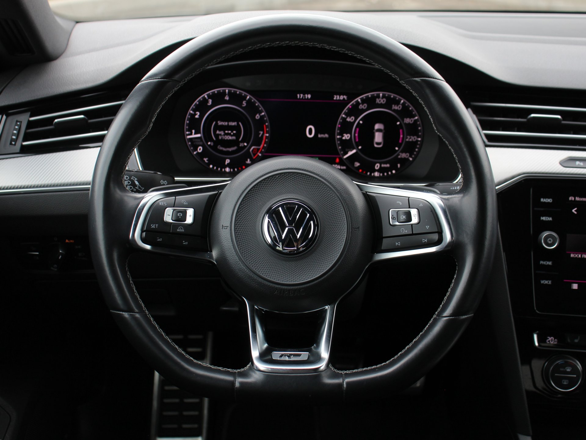 Naudoti Volkswagen Arteon automobiliai