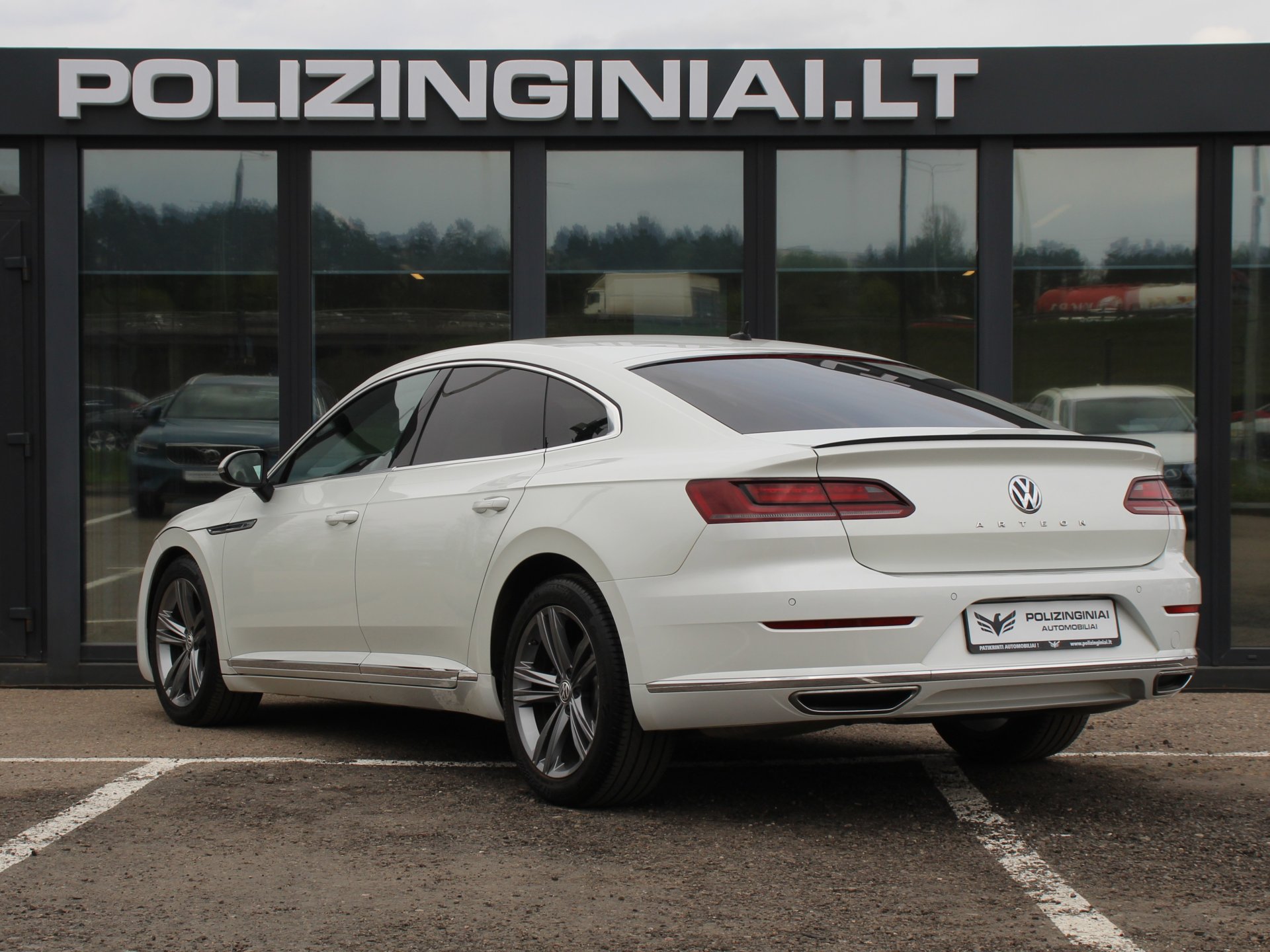 Naudoti Volkswagen Arteon automobiliai