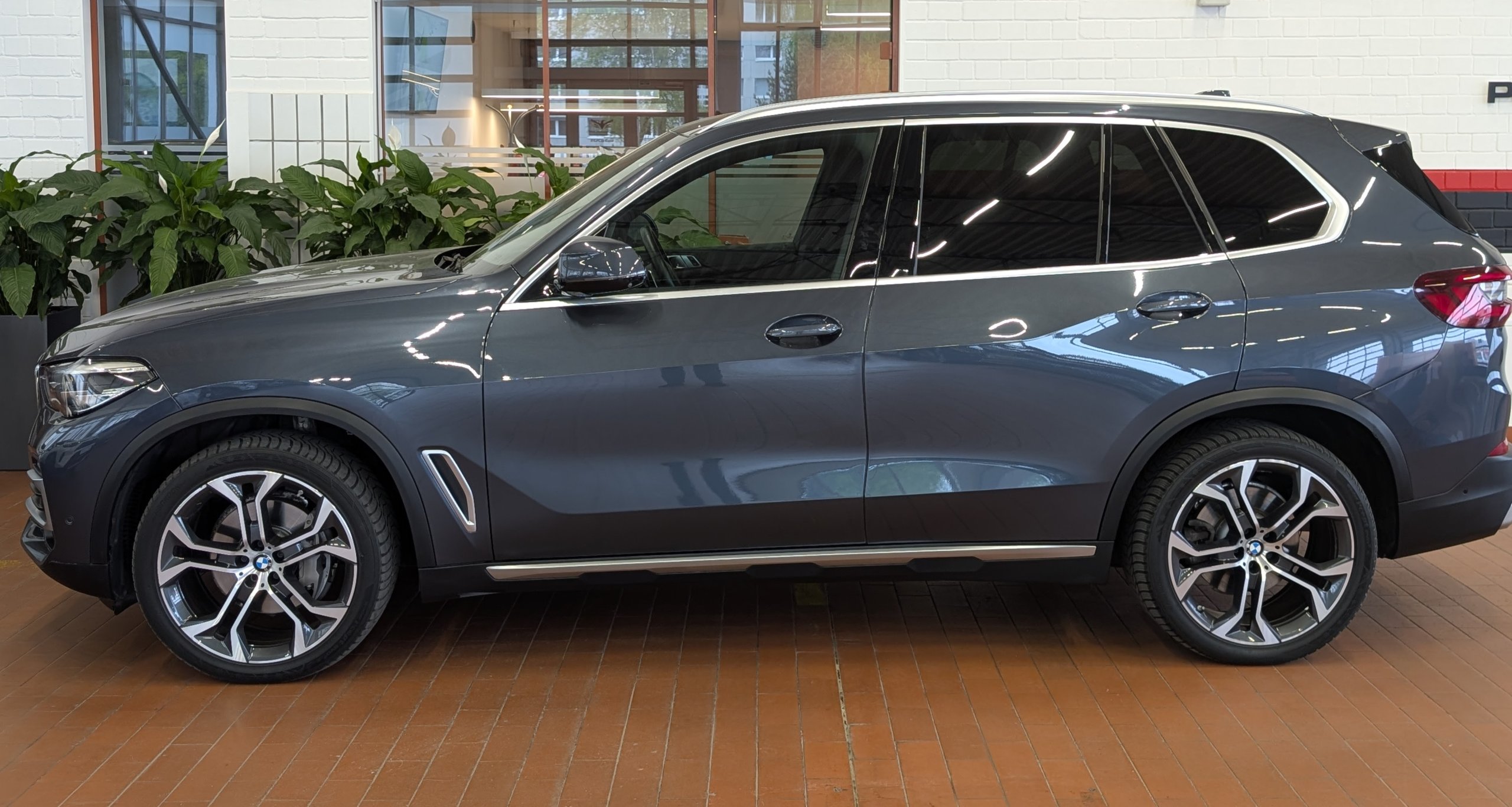 Naudoti BMW X5 automobiliai