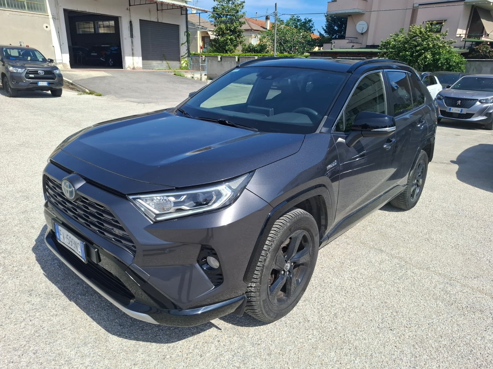 Naudoti Toyota RAV4 automobiliai