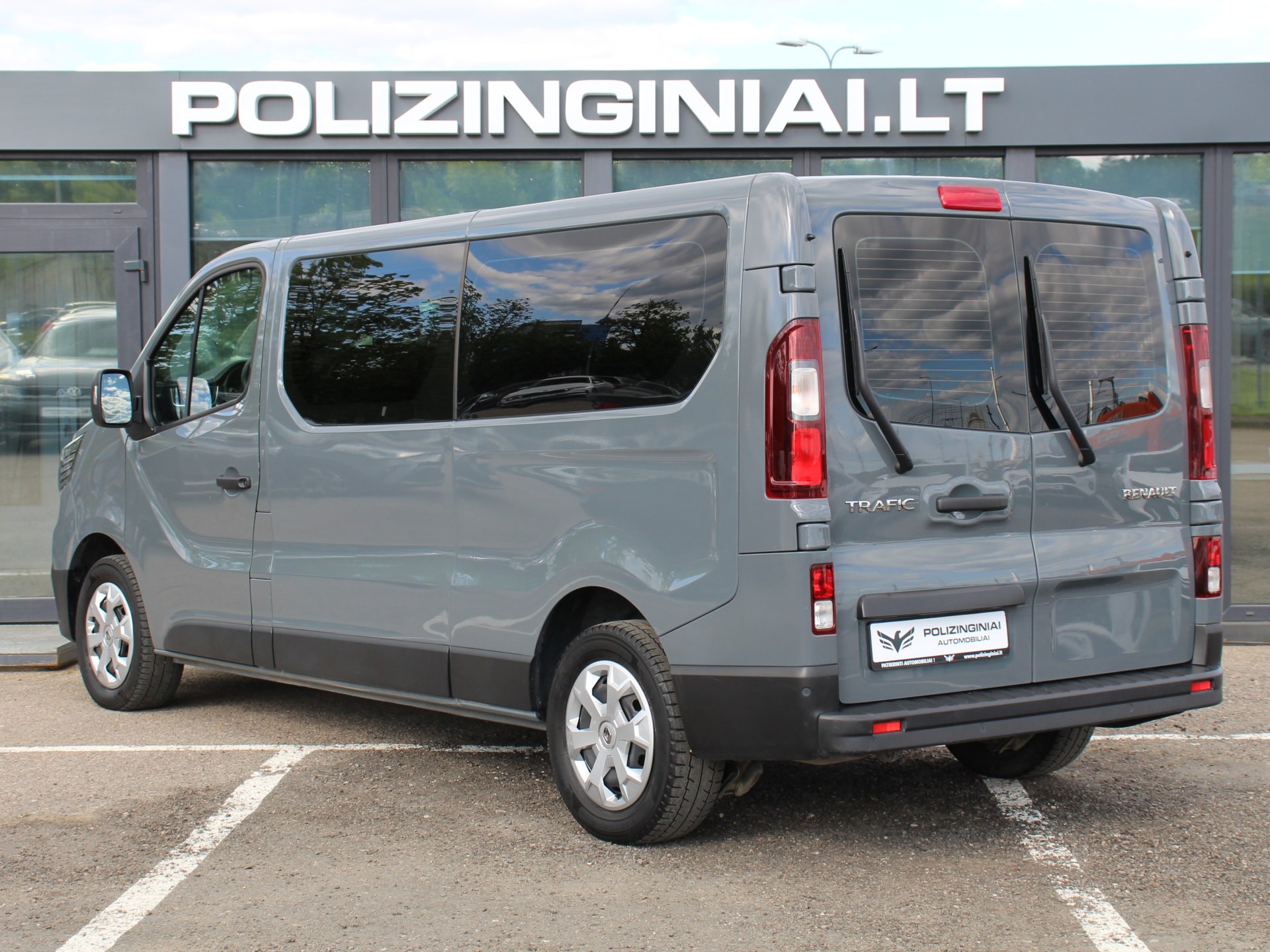 Naudoti Renault Trafic automobiliai