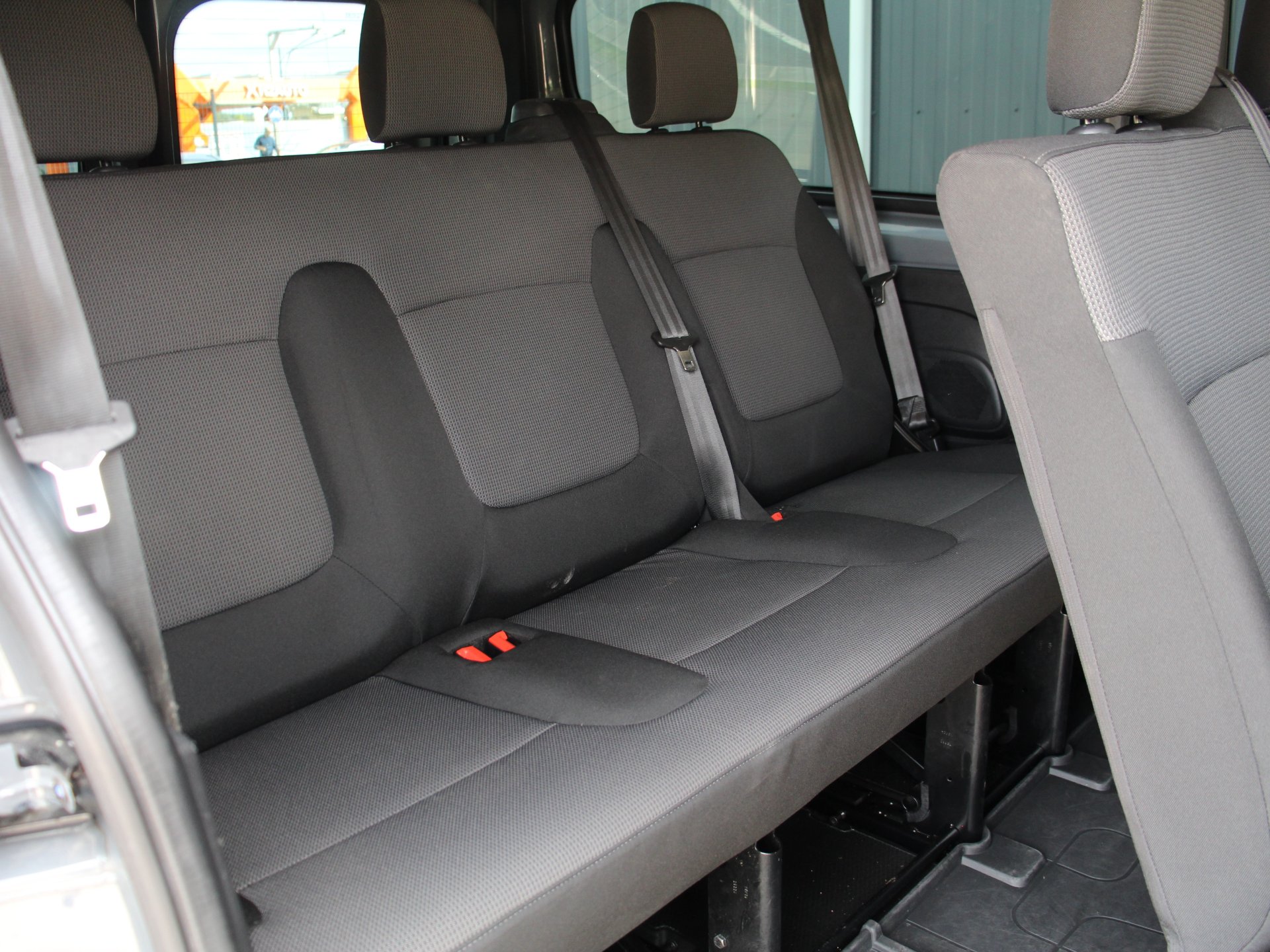 Naudoti Renault Trafic automobiliai