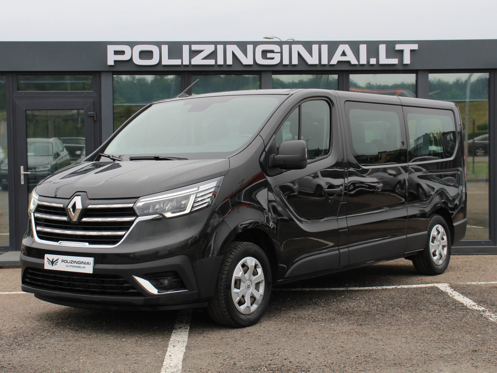 Naudoti Renault Trafic automobiliai