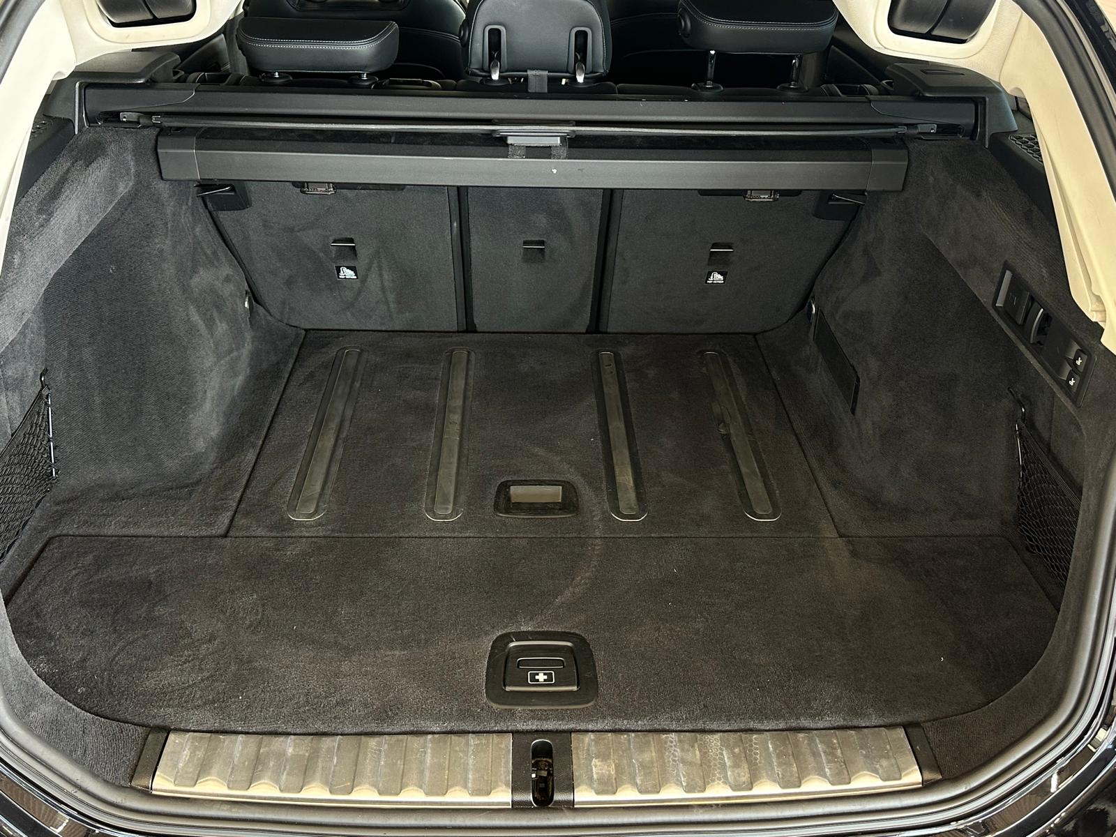 Naudoti BMW 320 automobiliai