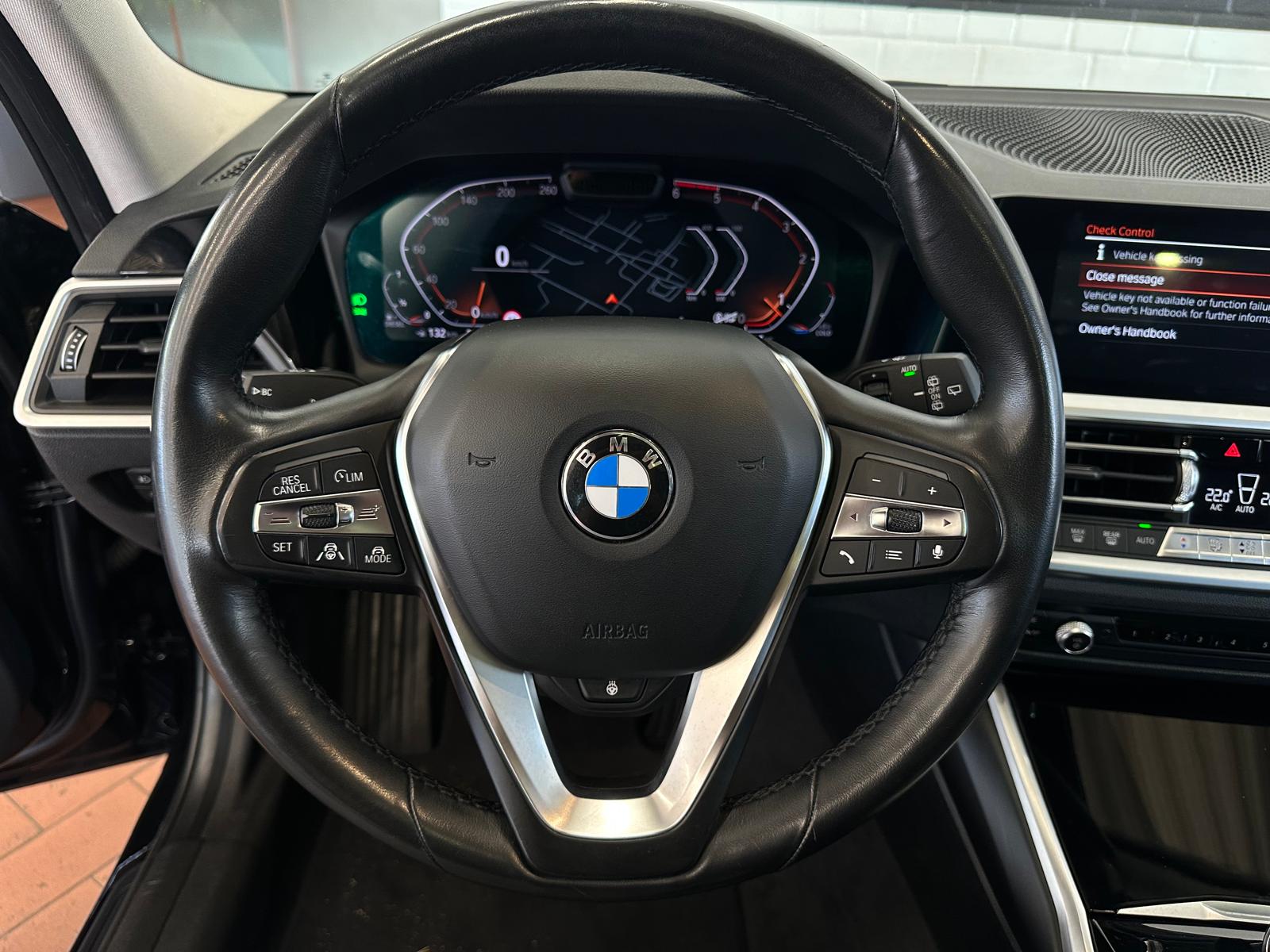 Naudoti BMW 320 automobiliai