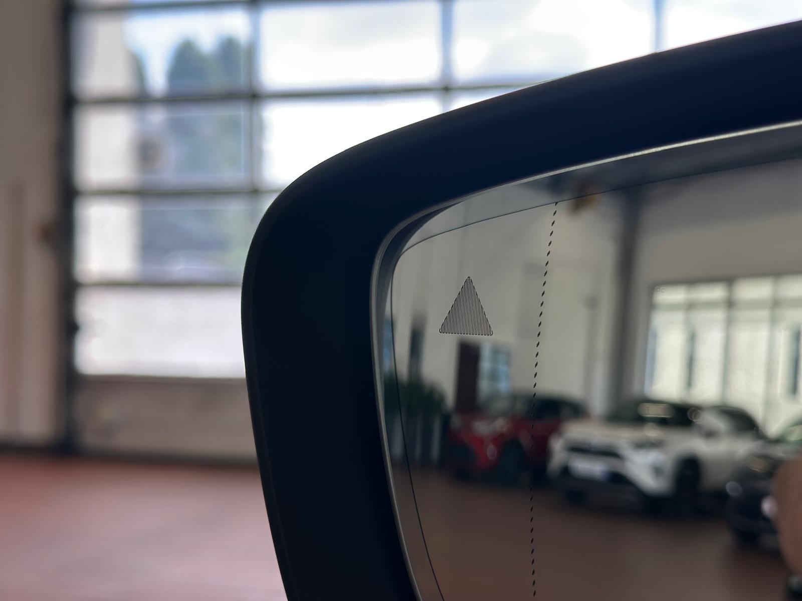 Naudoti BMW 320 automobiliai