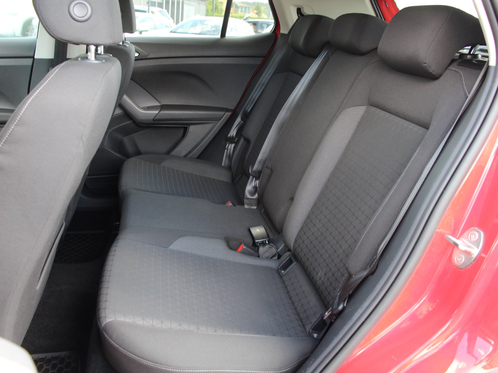 Naudoti Volkswagen T-Cross automobiliai