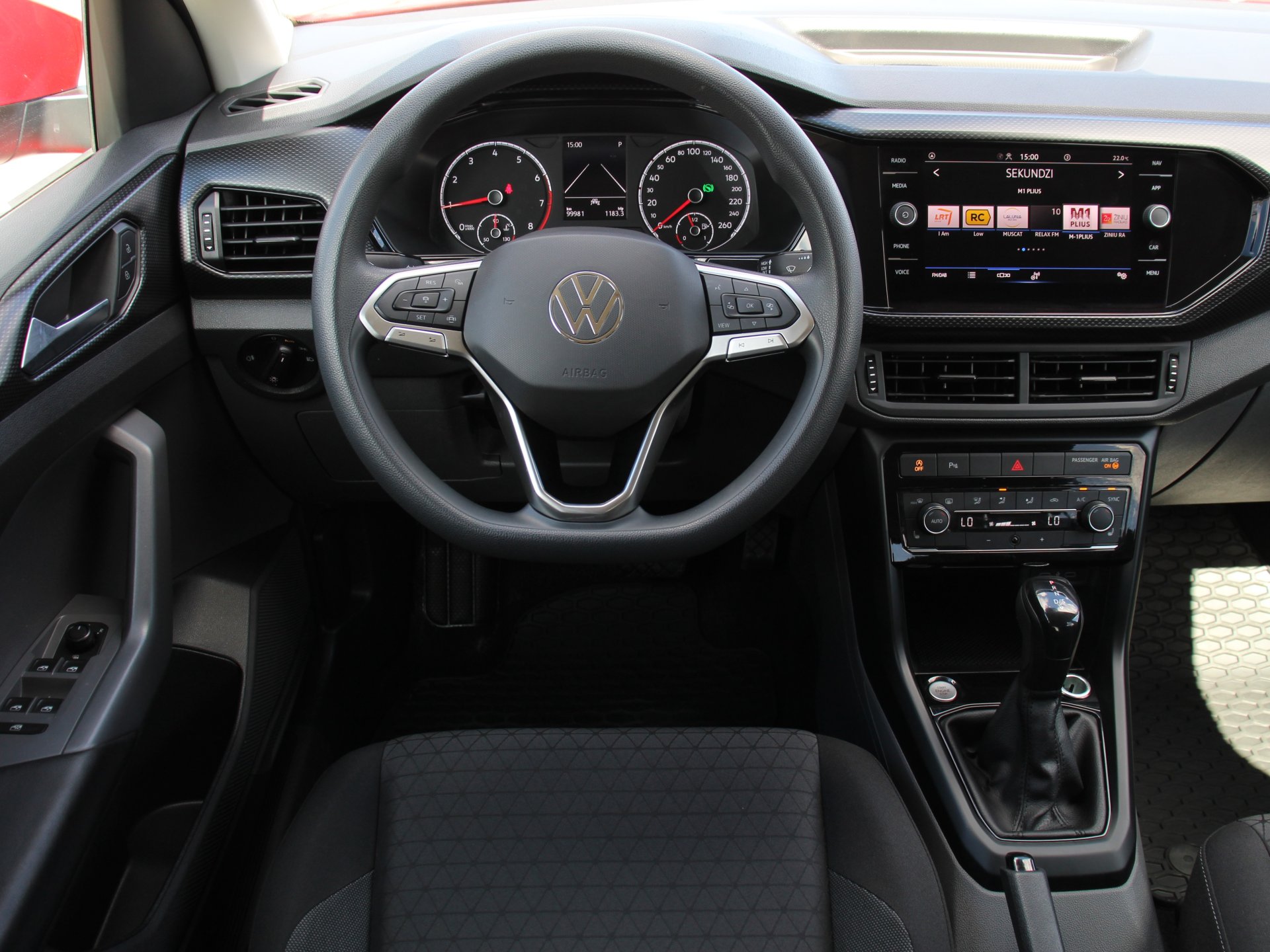 Naudoti Volkswagen T-Cross automobiliai