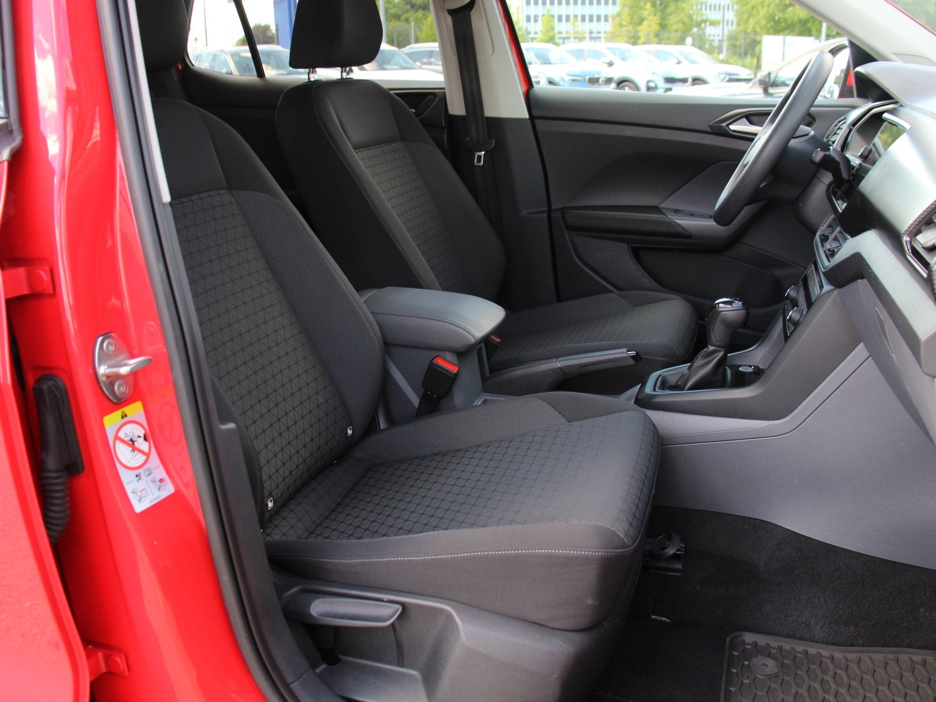 Naudoti Volkswagen T-Cross automobiliai