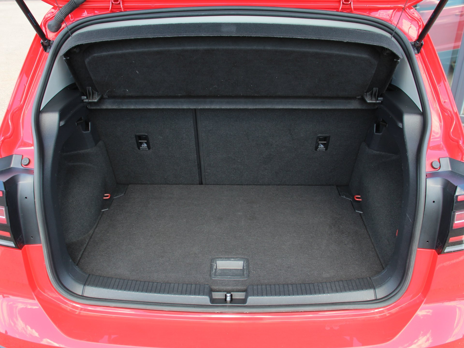 Naudoti Volkswagen T-Cross automobiliai